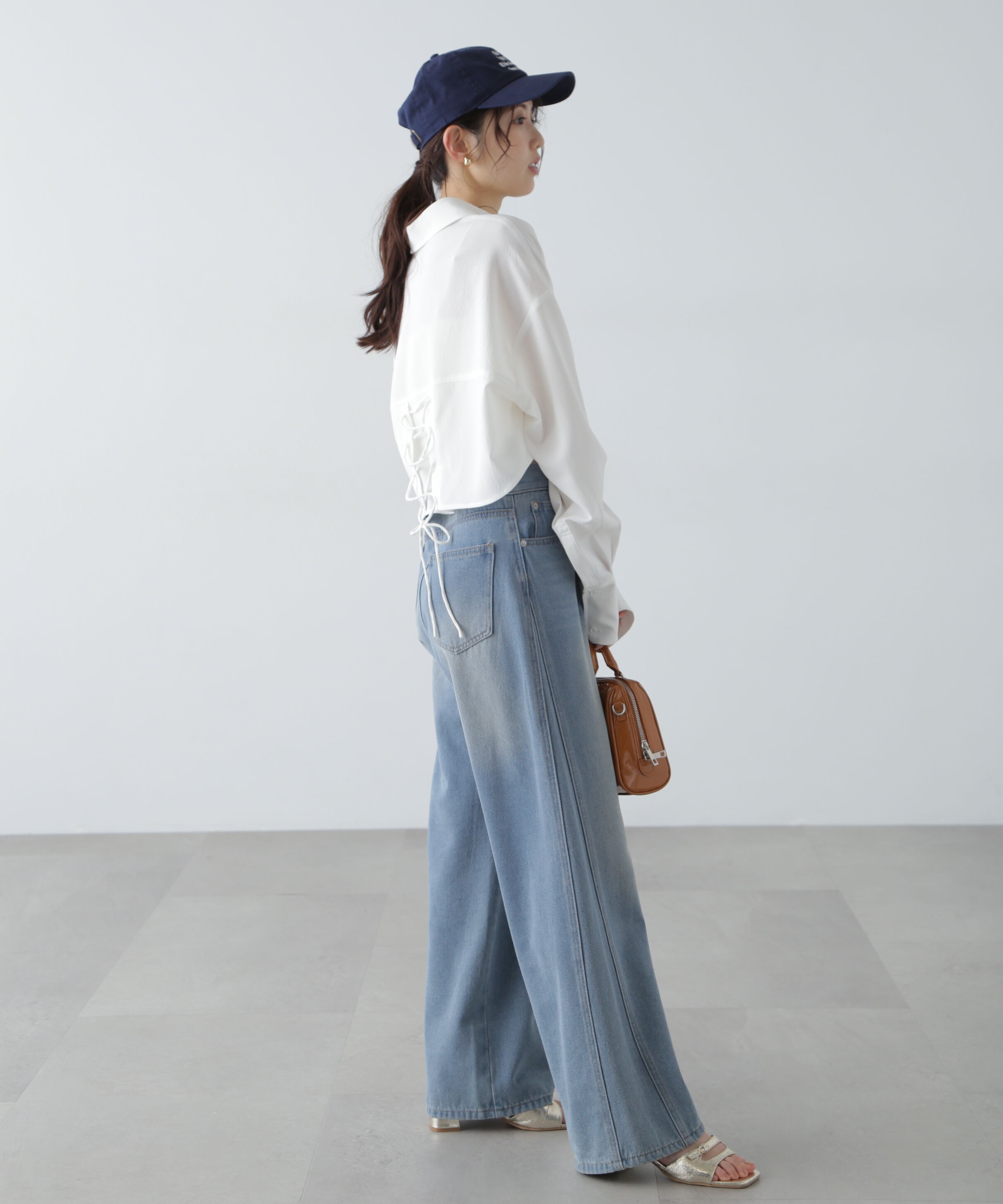  「バックレースアップショート丈シャツ」|シャツ・ブラウス|