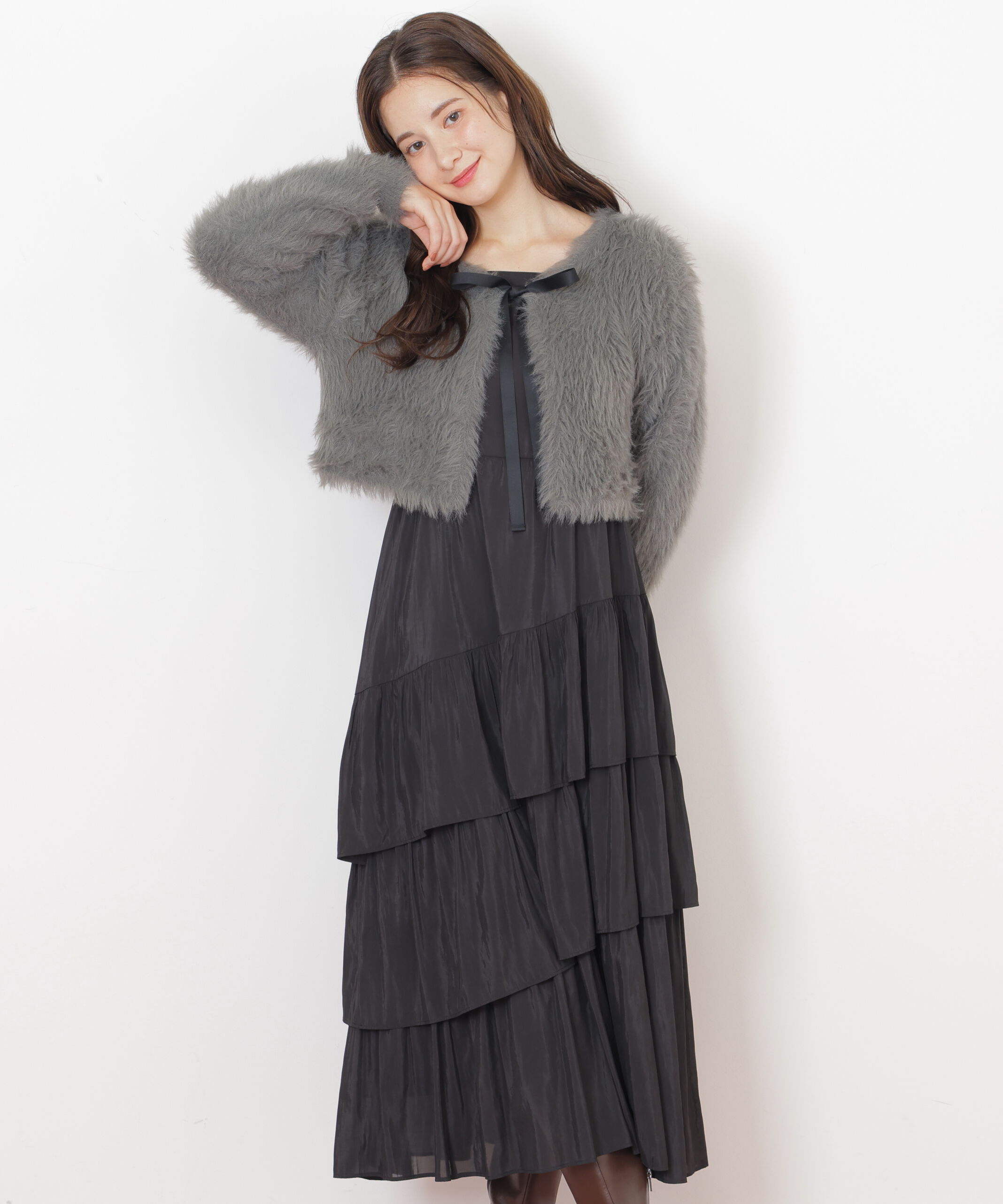  「キャミワンピースフェザーニットセット」|ワンピース|ブラック