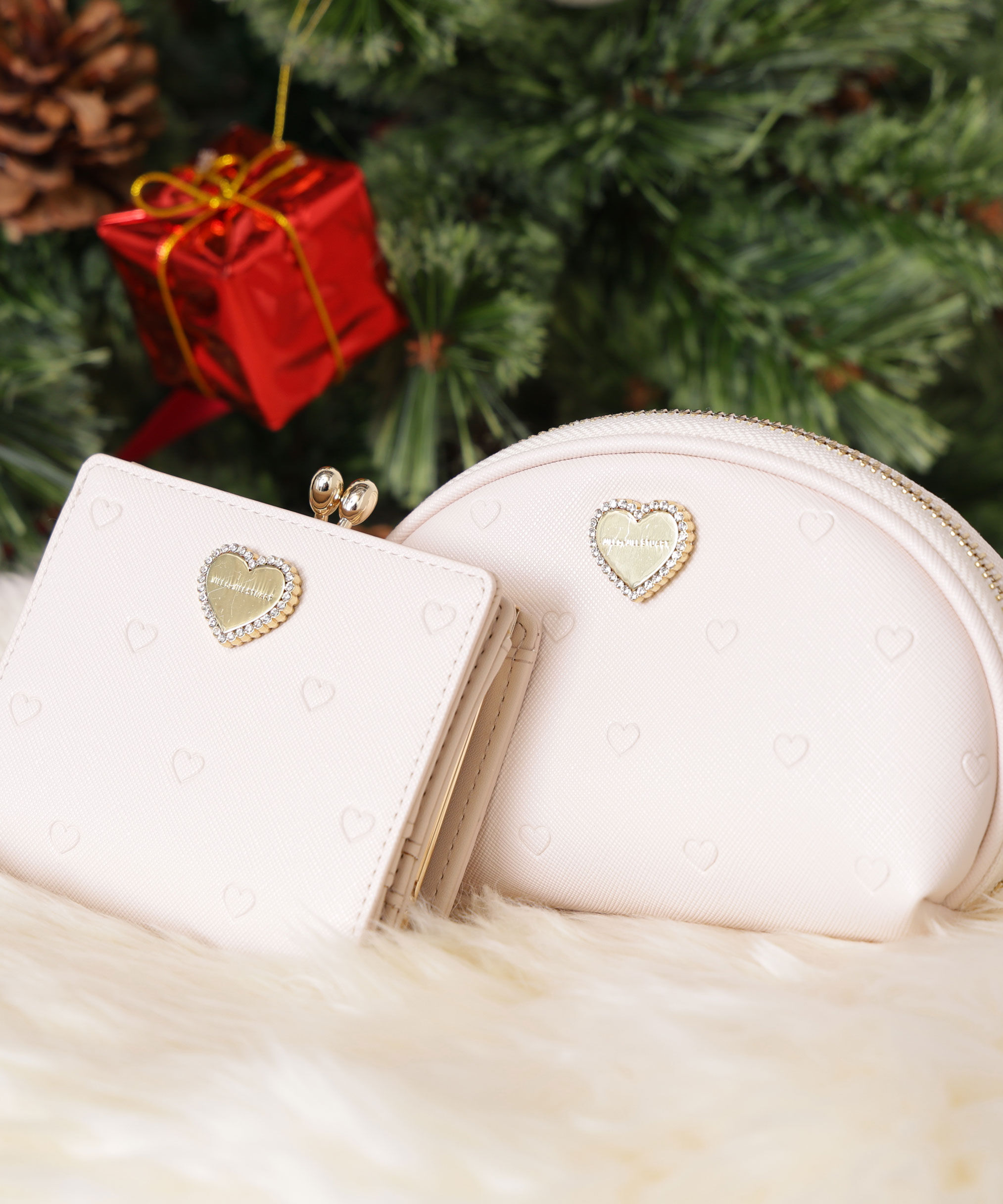  「エンボスハートポーチ」|財布|