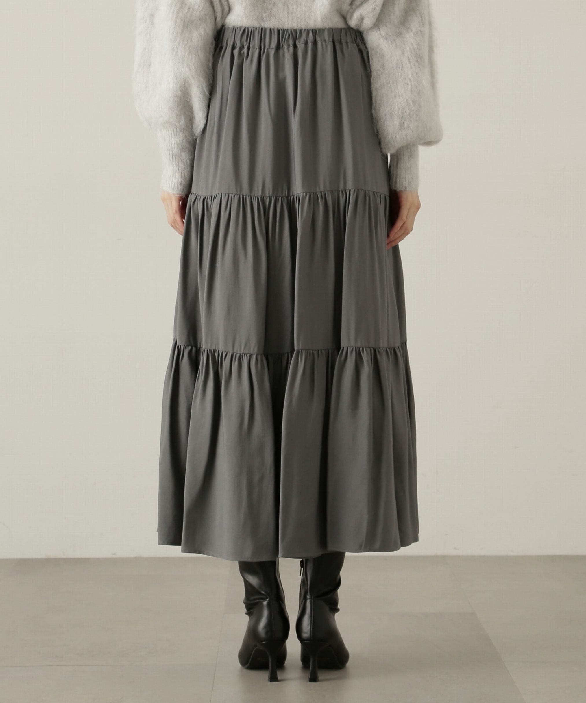 PROPORTION BODY DRESSING「パウダーサテンティアードスカート　24AW」|スカート|