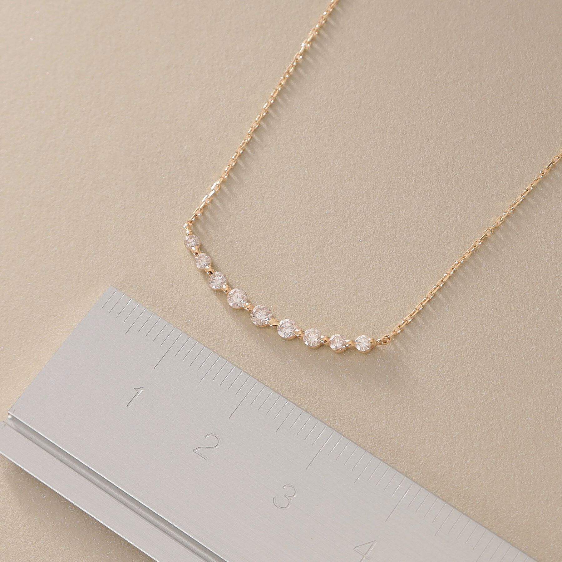 COCOSHNIK「K18ダイヤモンド グラデーション9石 ネックレス」|ネックレス|