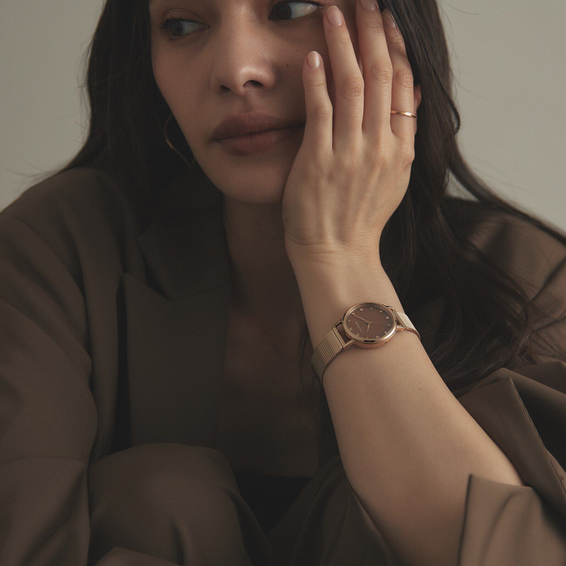 COCOSHNIK「RGラウンドメッシュベルト ウォッチ（ブラウン）」|腕時計|