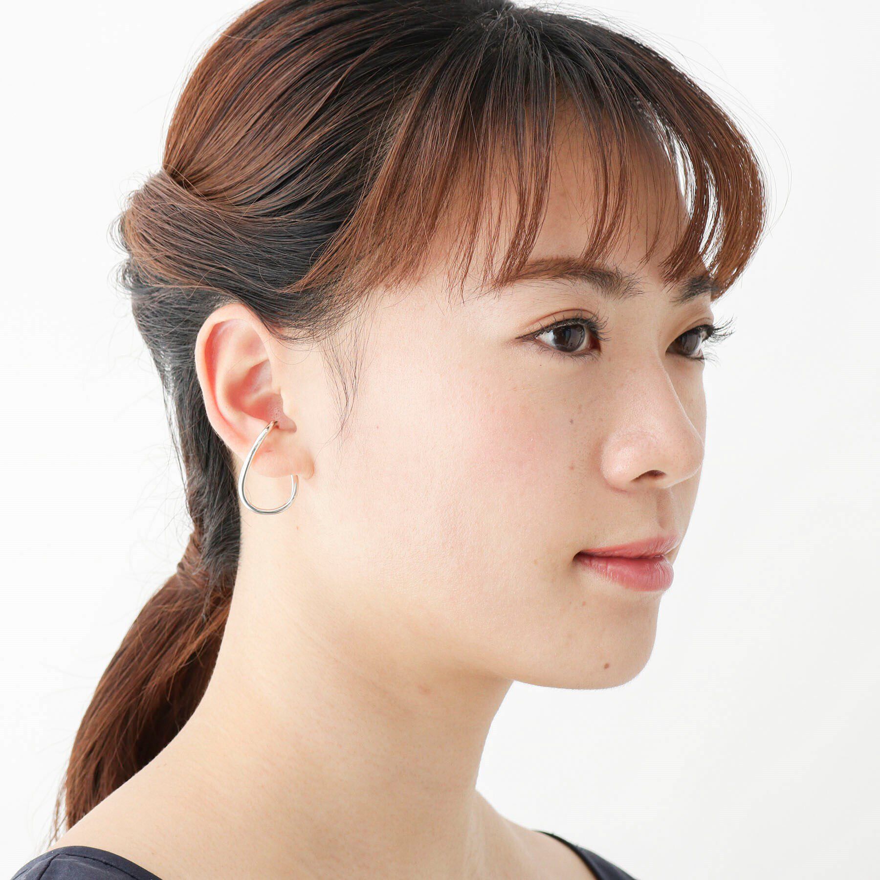 COCOSHNIK「シルバー ラップイヤーカフ（右耳用）」|イヤリング|