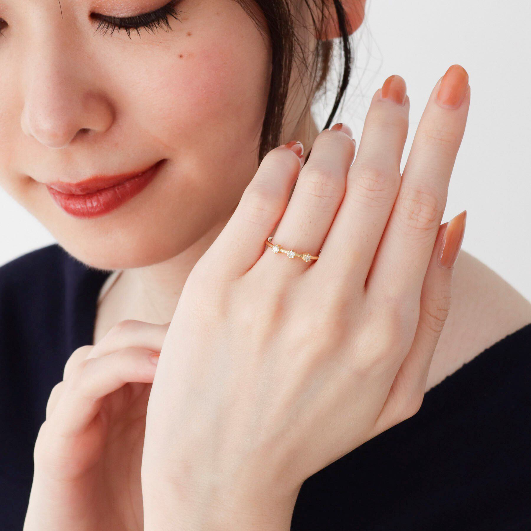 COCOSHNIK「K18ダイヤモンド 爪留め3石 リング」|リング|