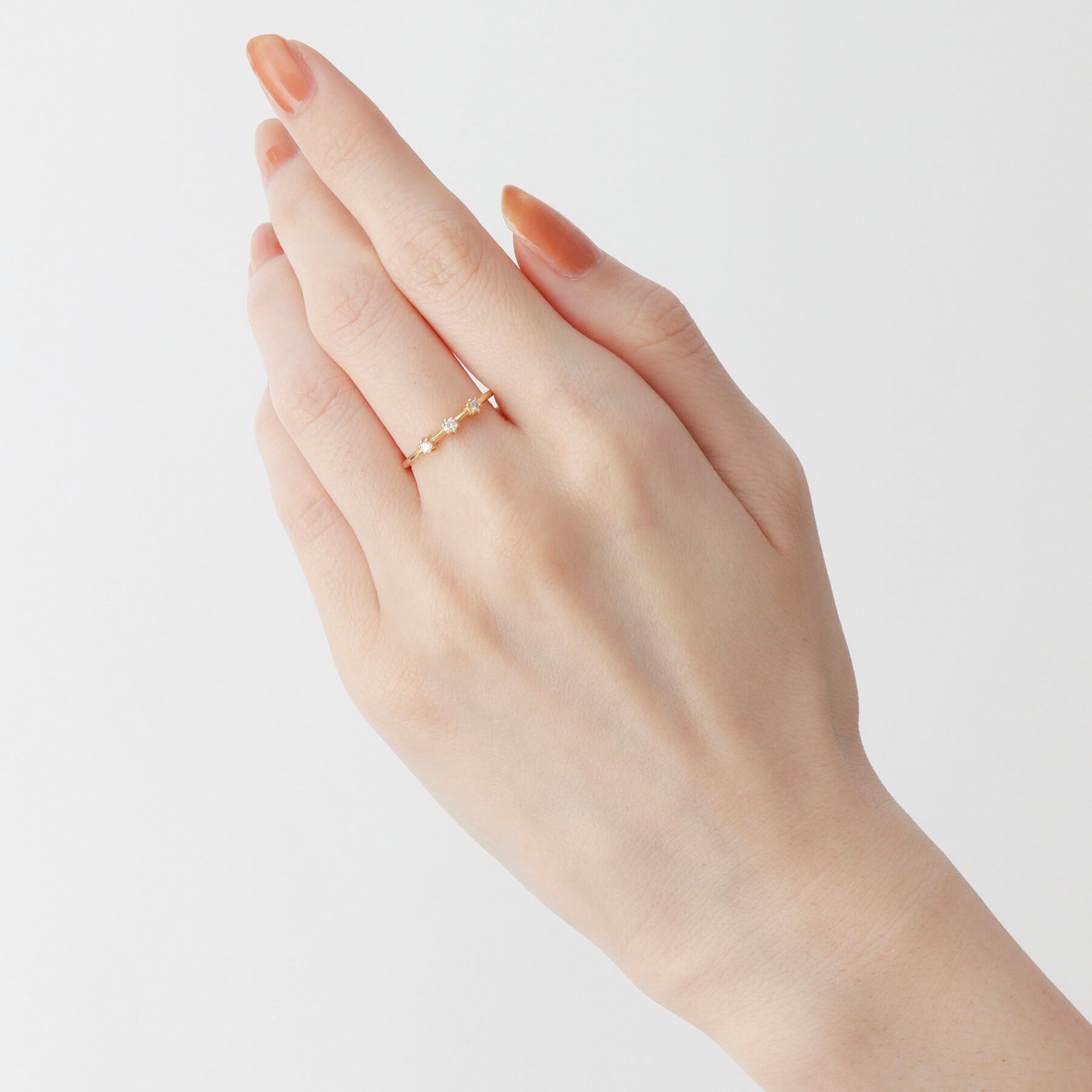 COCOSHNIK「K18ダイヤモンド 爪留め3石 リング」|リング|