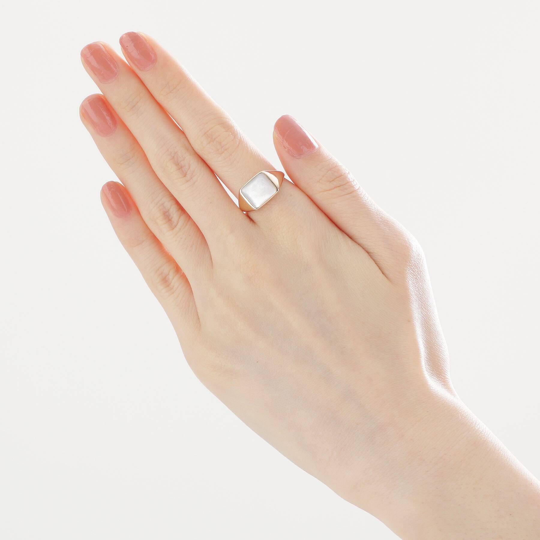 COCOSHNIK「K10カラーストーン（白蝶貝）シグネットリング」|リング|