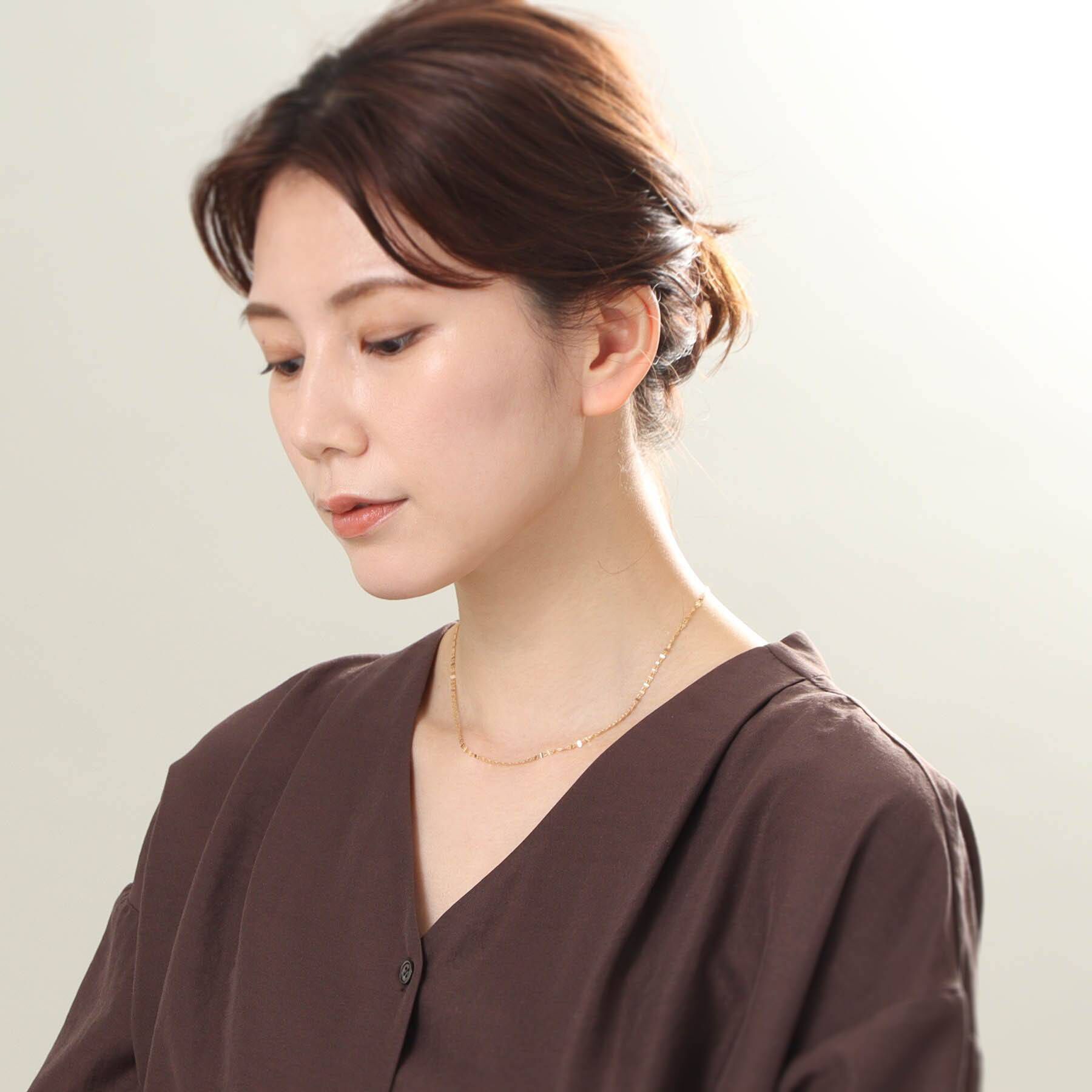 COCOSHNIK「K18ダブルフラワークロス ネックレス」|ネックレス|