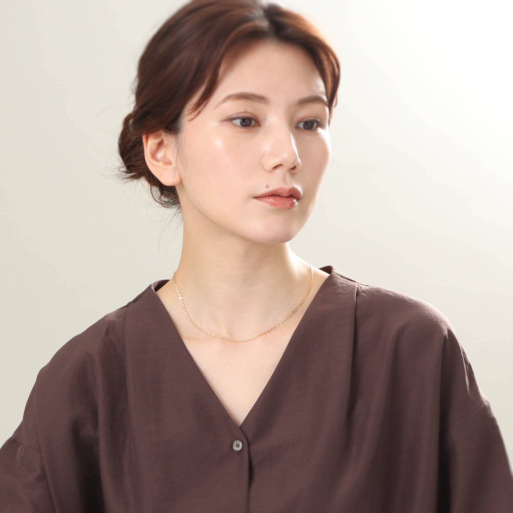 COCOSHNIK「K18ダブルフラワークロス ネックレス」|ネックレス|