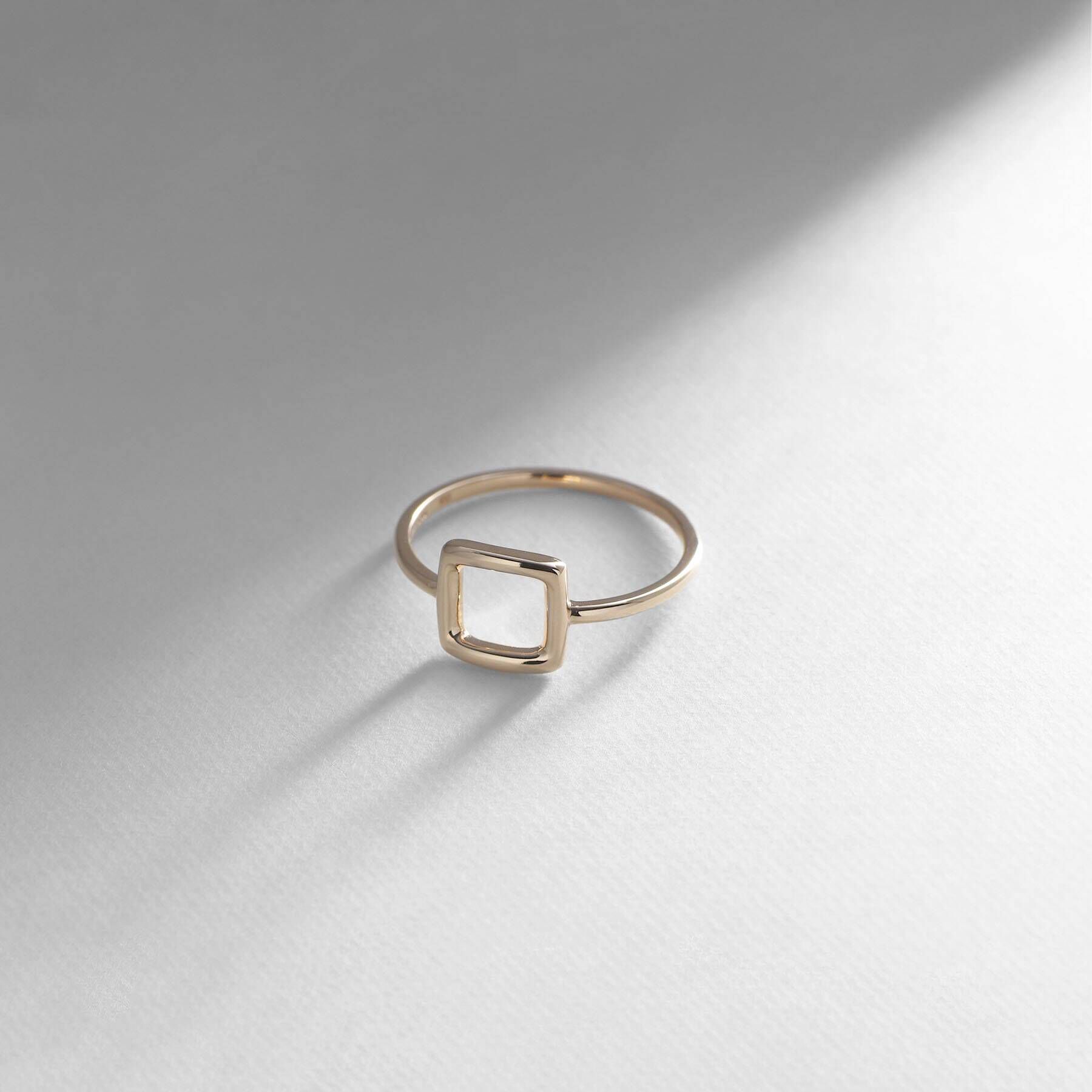 COCOSHNIK「K10スクエアシェイプ オープンリング」|リング|