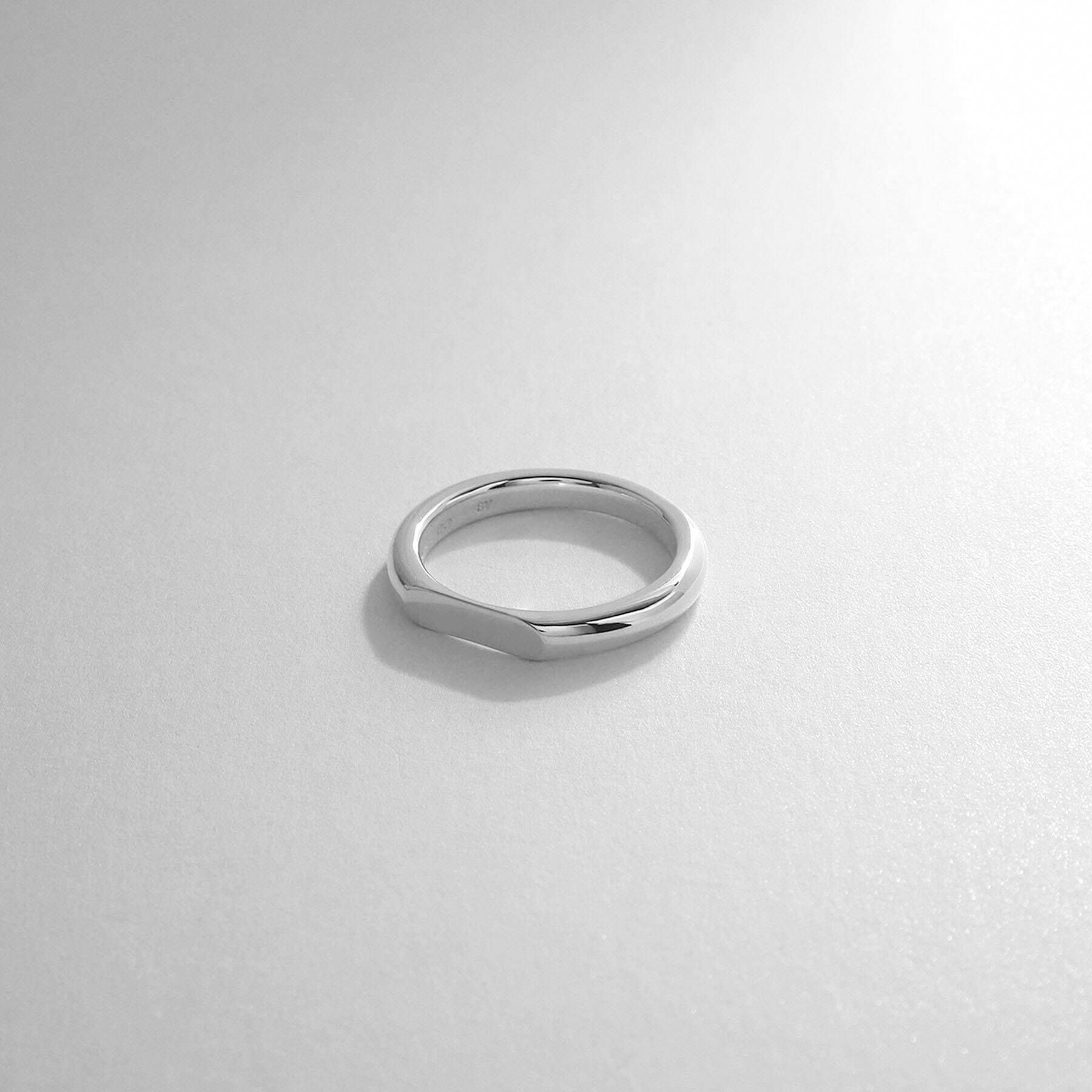 COCOSHNIK「シルバー オーバルカットオフ リング」|リング|シルバー(600)