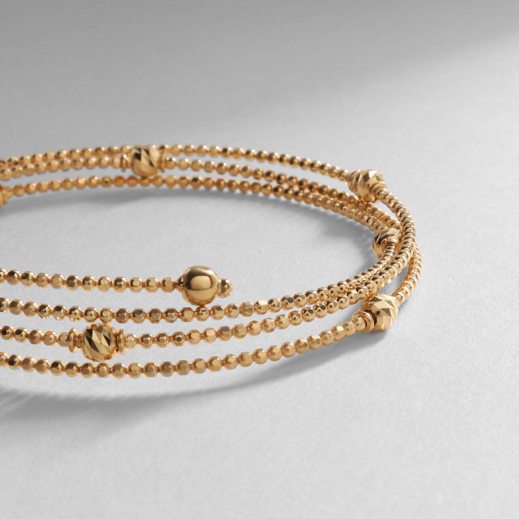 COCOSHNIK「K18ハニー カットボール形状記憶 バングル」|ブレスレット・バングル|