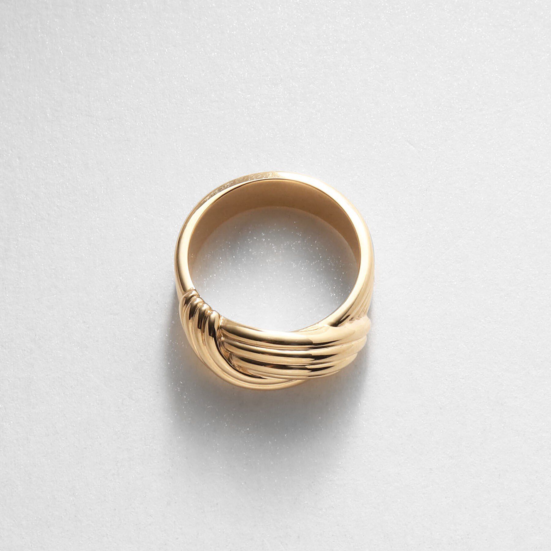 COCOSHNIK「K10ストライプパターンノット リング」|リング|