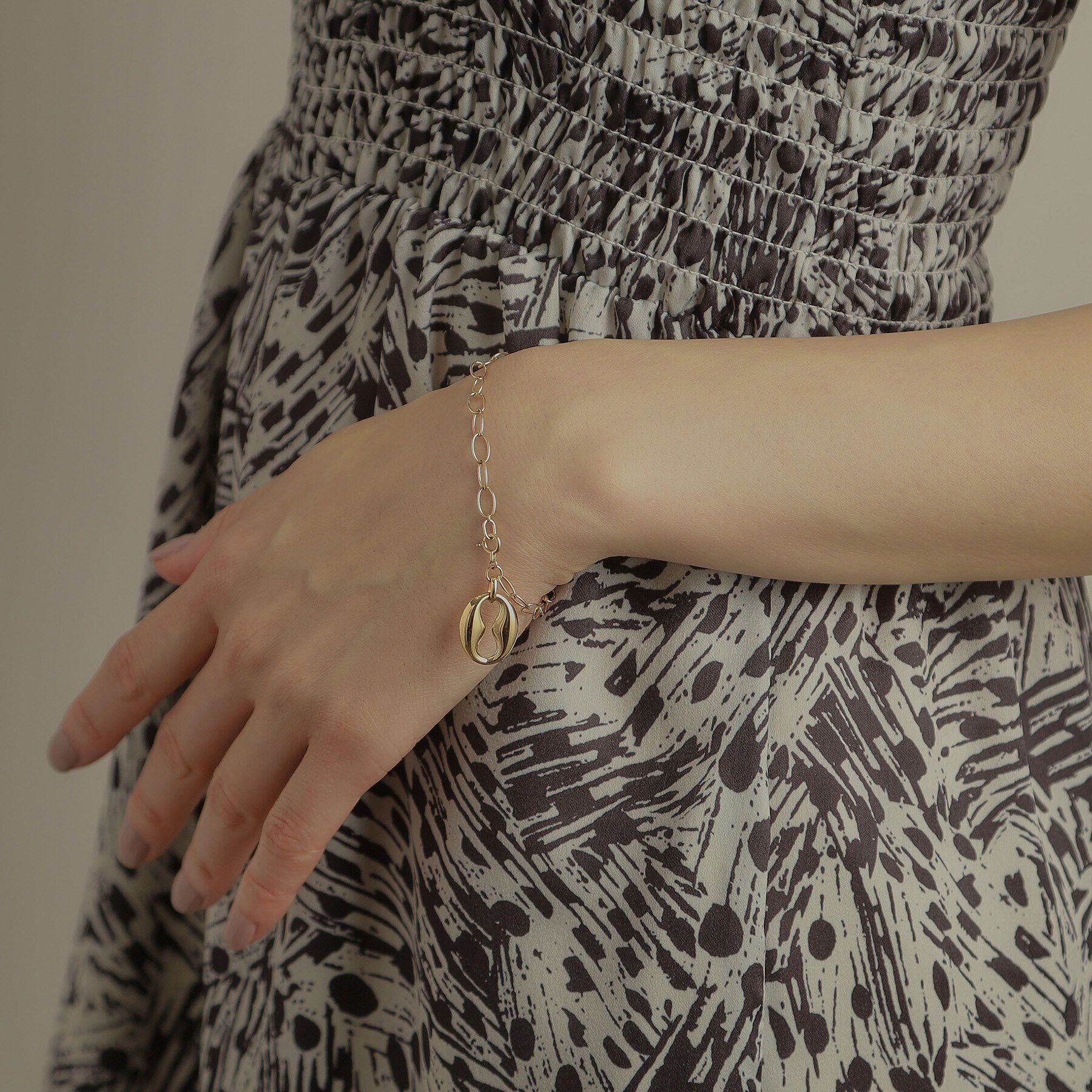 COCOSHNIK「K10中空マリンモチーフ ブレスレット」|ブレスレット・バングル|