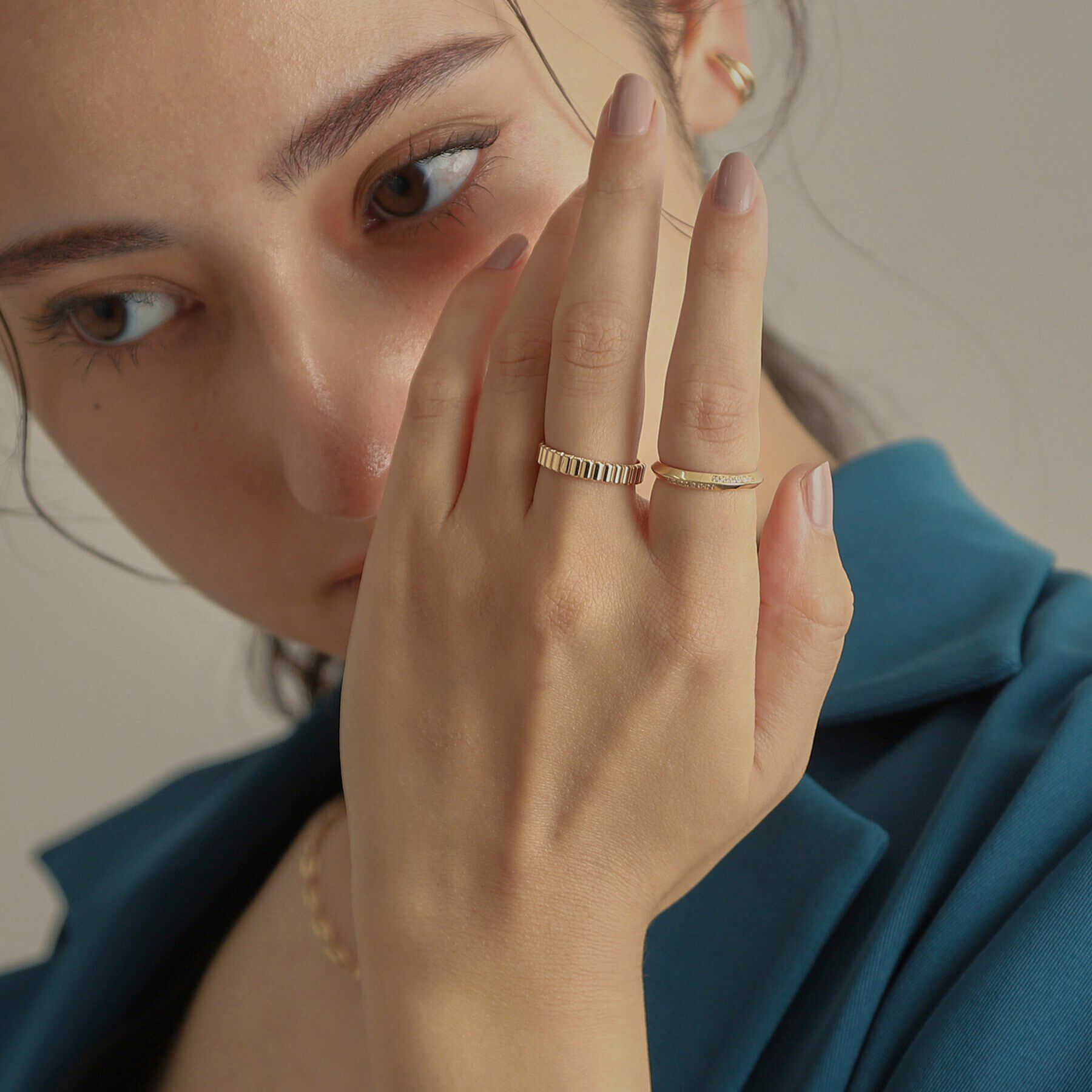 COCOSHNIK「K10ダイヤモンド しのぎダイアゴナル リング」|リング|