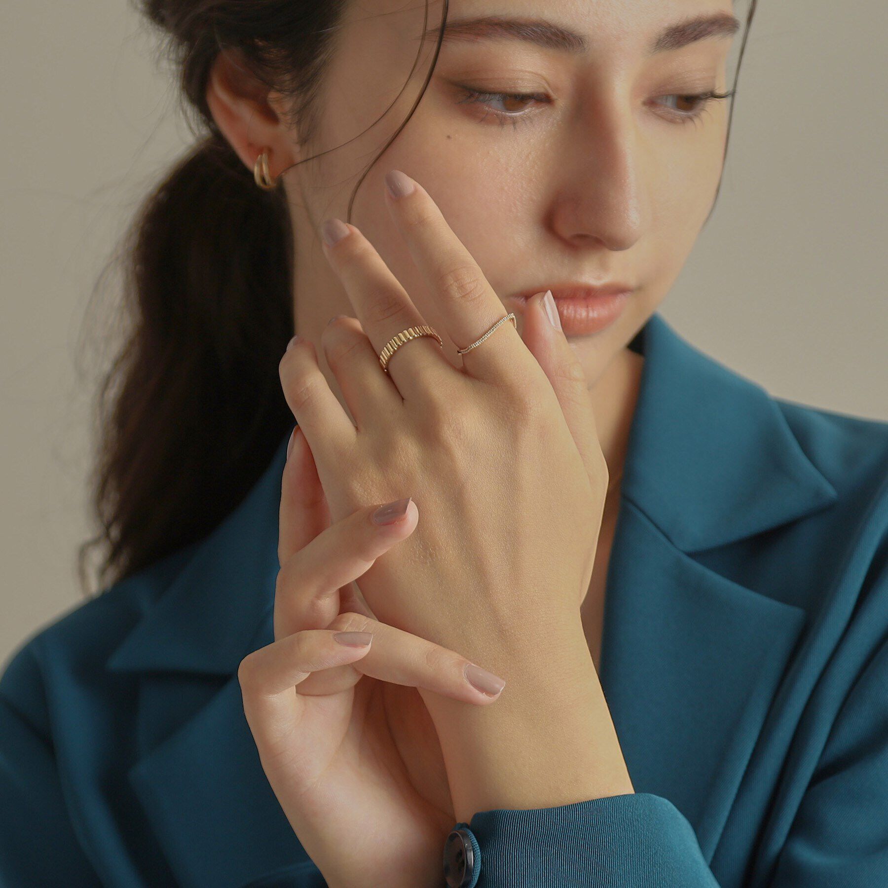 COCOSHNIK「K10ダイヤモンド S字スクエア リング」|リング|