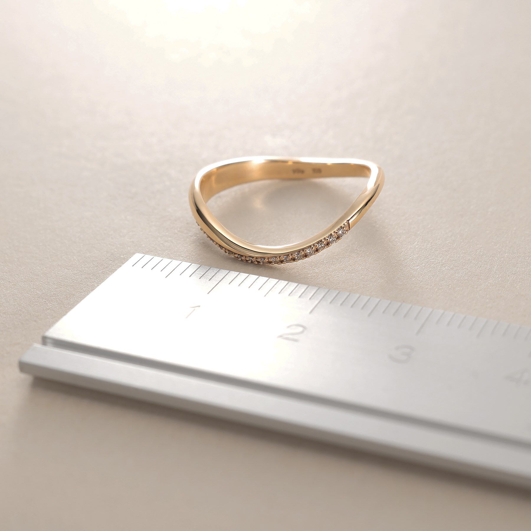 COCOSHNIK「K10ダイヤモンド アシンメトリーSライン リング」|リング|