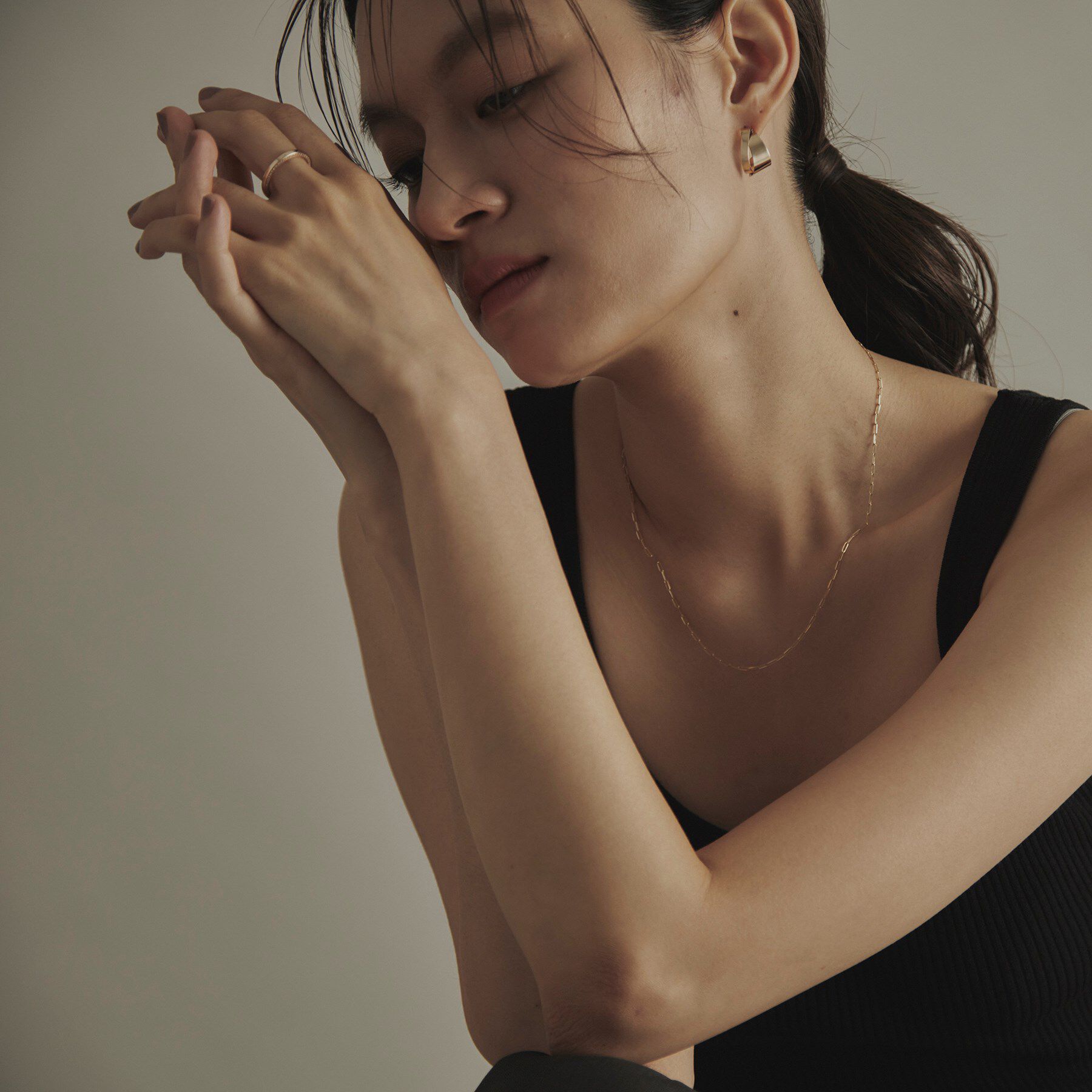 COCOSHNIK「K10ダイヤモンド サイドダイヤリング」|リング|