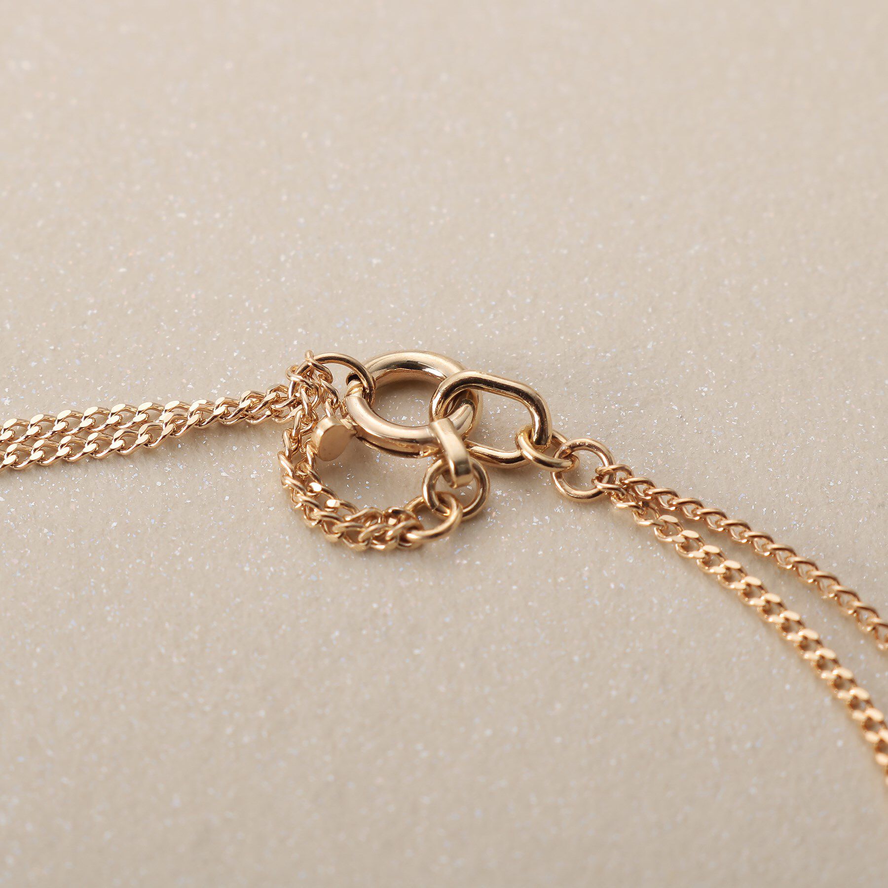 COCOSHNIK「K10中空プリムキヘイループ ブレスレット」|ブレスレット・バングル|