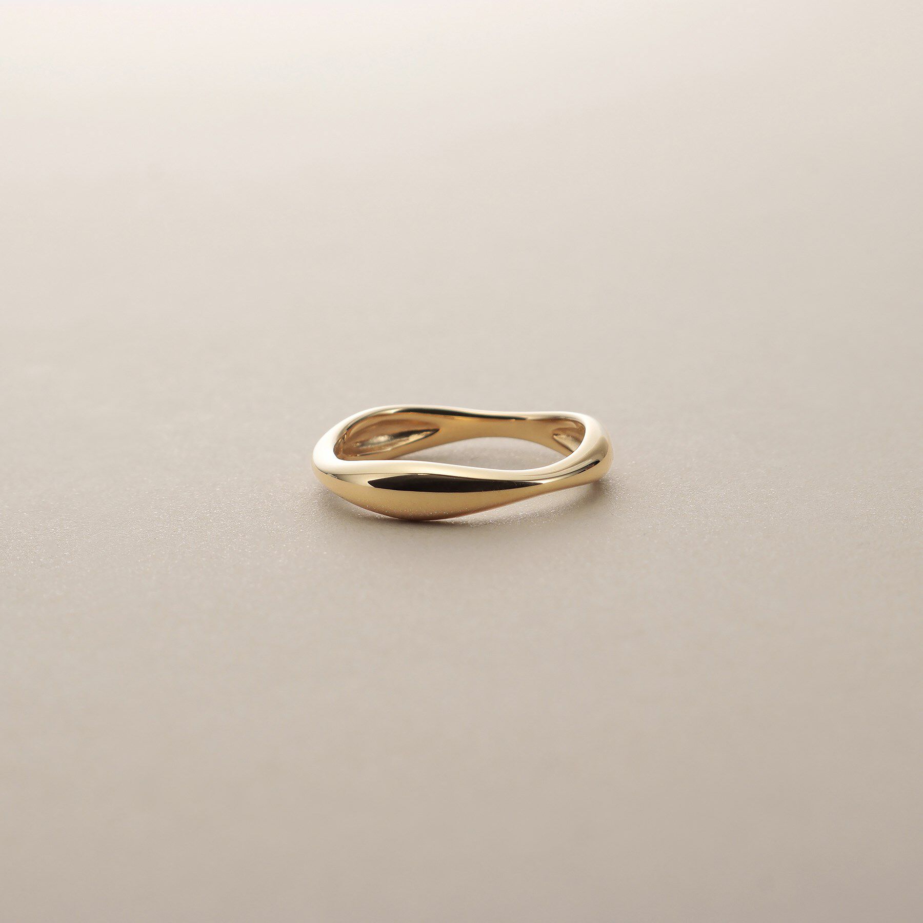 COCOSHNIK「K10ウェーブスタック リング」|リング|