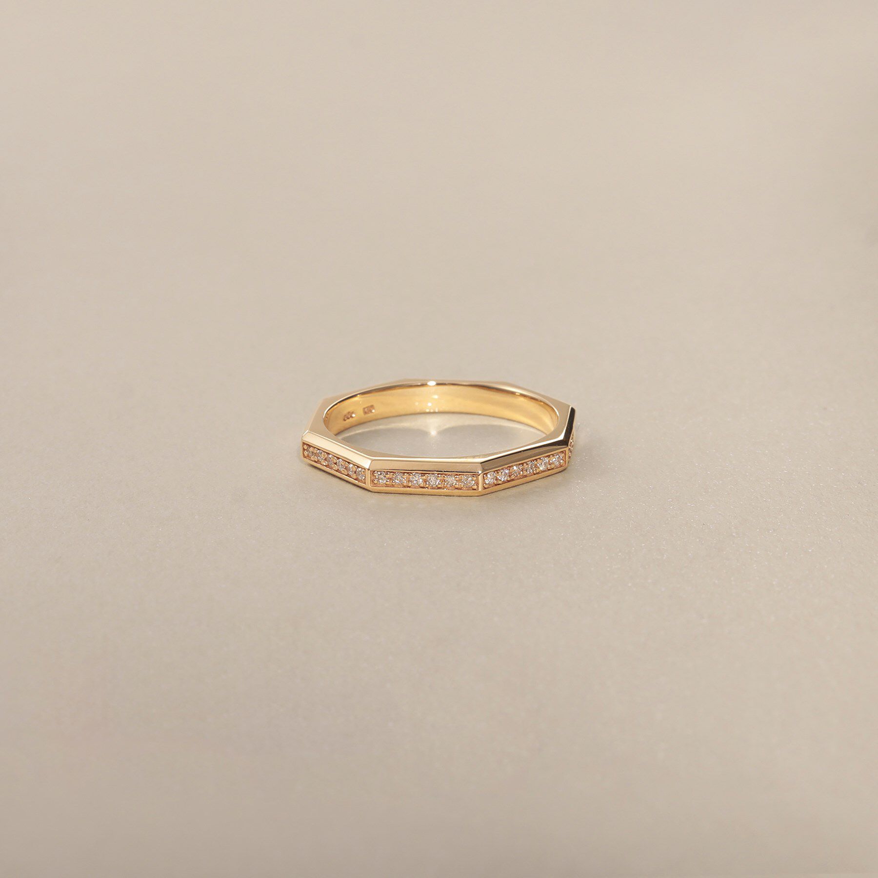 COCOSHNIK「K10ダイヤモンド トラペーズ面取り リング」|リング|