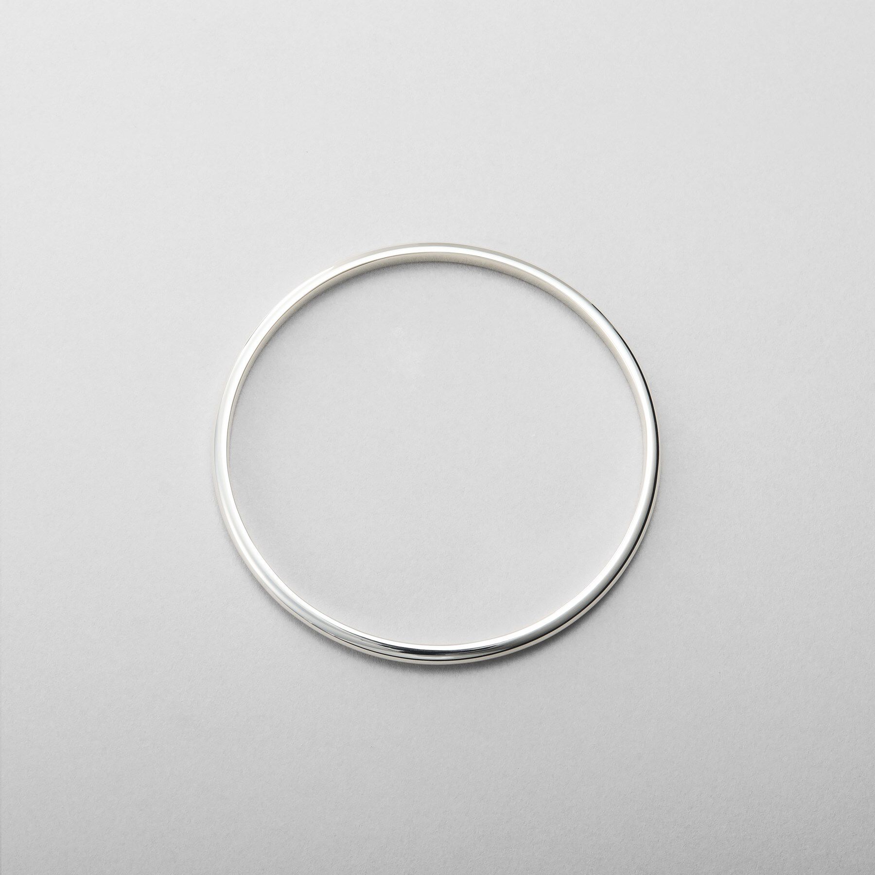 COCOSHNIK ONKITSCH「シルバー ハーフラウンドバングル」|ブレスレット・バングル|