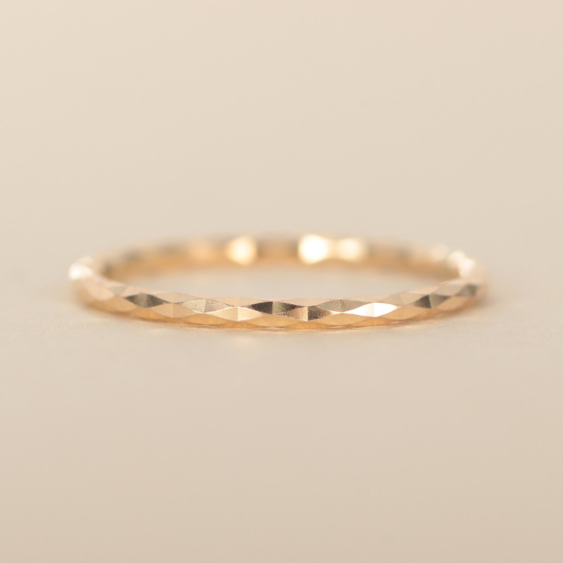 COCOSHNIK ONKITSCH「K10スキニーピンキーリング ミラーカット」|リング|