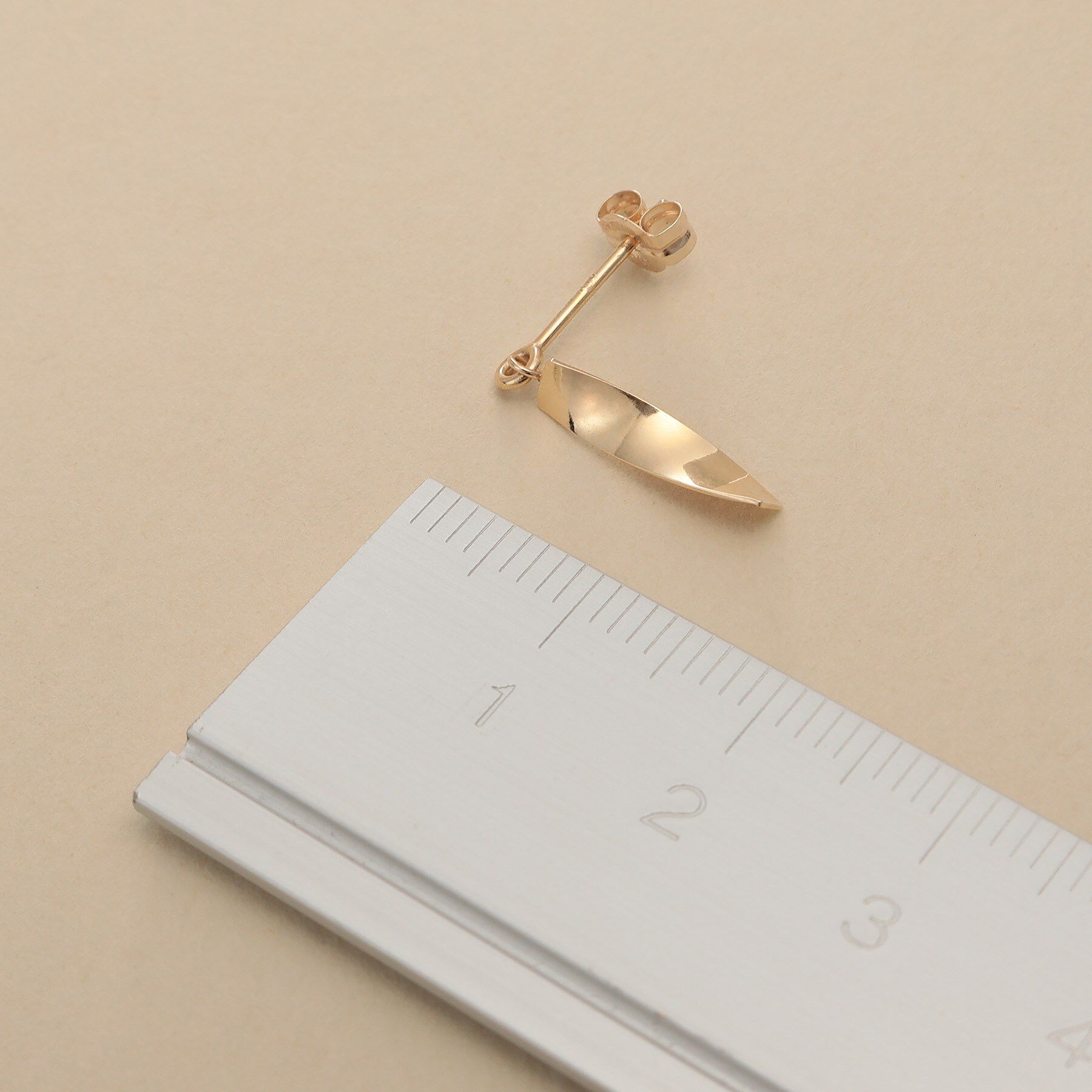 COCOSHNIK ONKITSCH「K10トワーリープレートピアス」|ピアス|