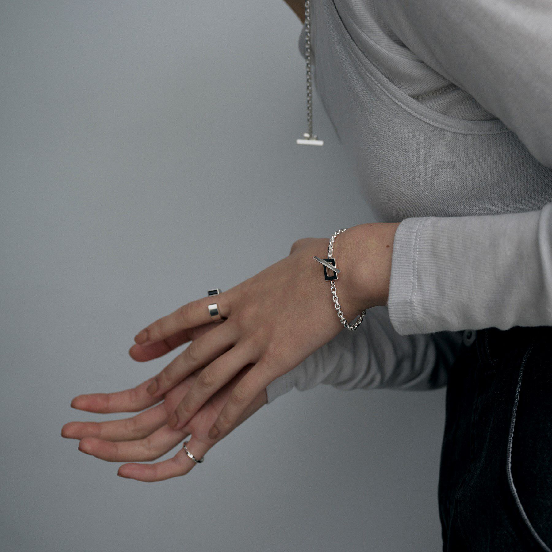 COCOSHNIK ONKITSCH「シルバー カットケーブルチェーン レクタングルマンテルブレスレット S」|ブレスレット・バングル|