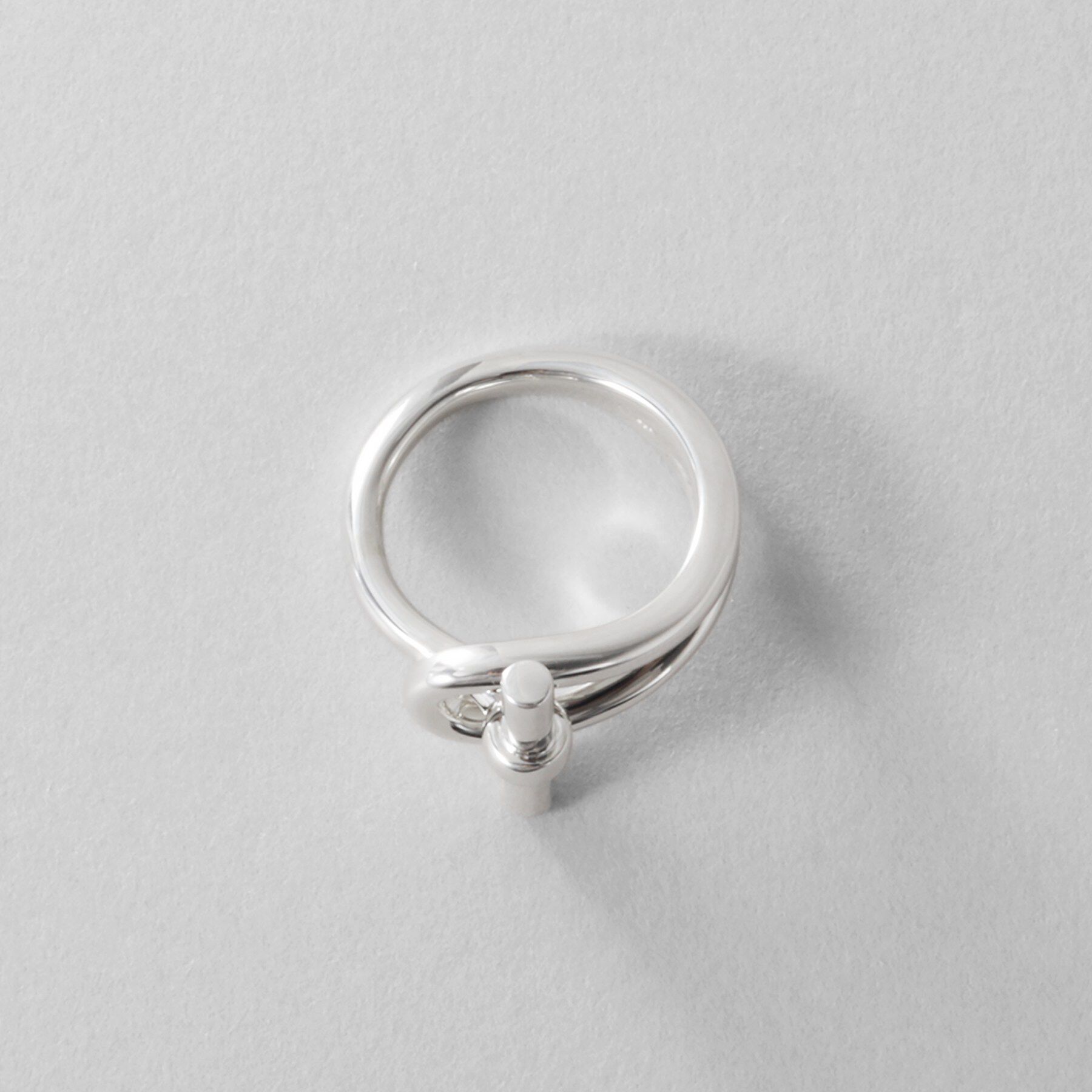 COCOSHNIK ONKITSCH「シルバー マンテルモチーフリング」|リング|