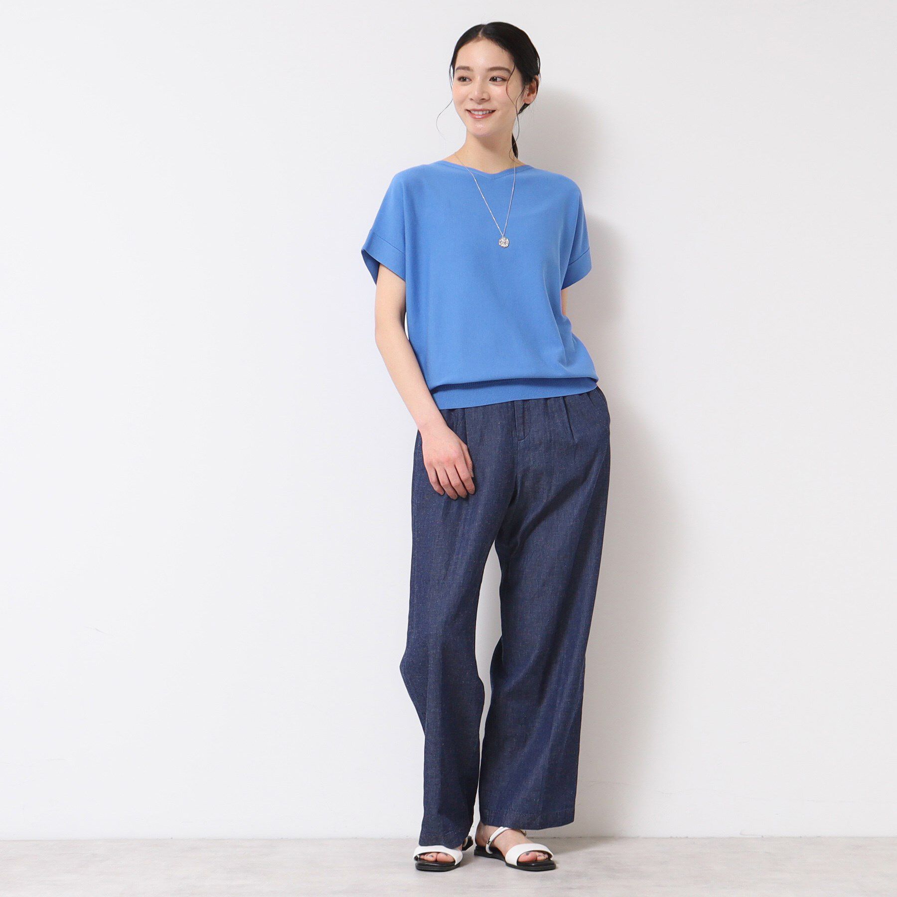 Dessin「【洗える・4サイズ展開】後ろボタンニットプルオーバーフレンチスリーブ」|ニット・セーター|