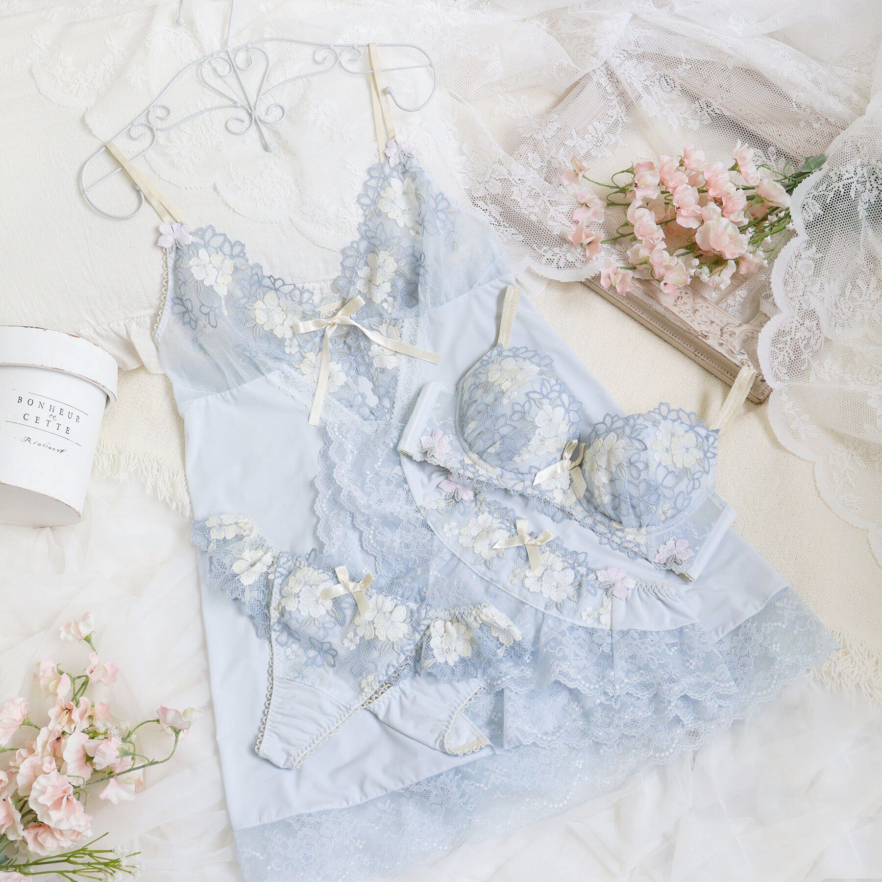 Risa Magli「フロール Tバックショーツ」|インナー|