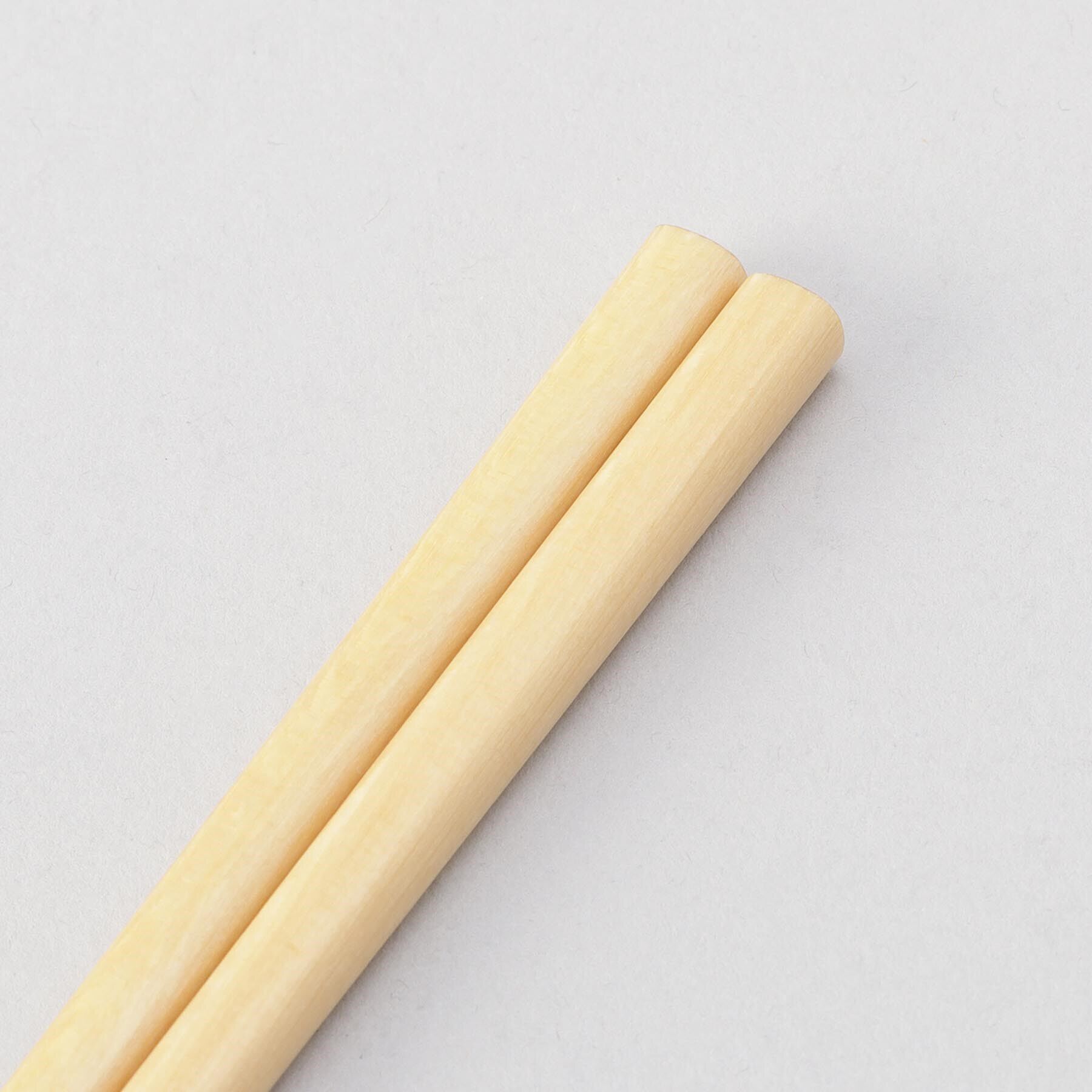 212 KITCHEN STORE「ぎゅっとおにぎりさん 抗菌箸 箸箱セット WH」|食器・キッチングッズ|