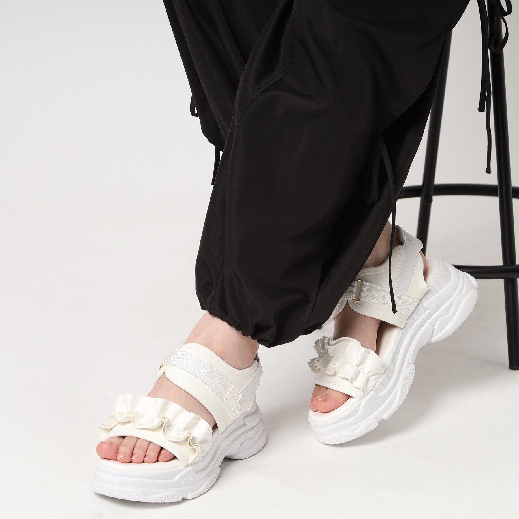 csT&P「厚底フリルスポサン」|サンダル|