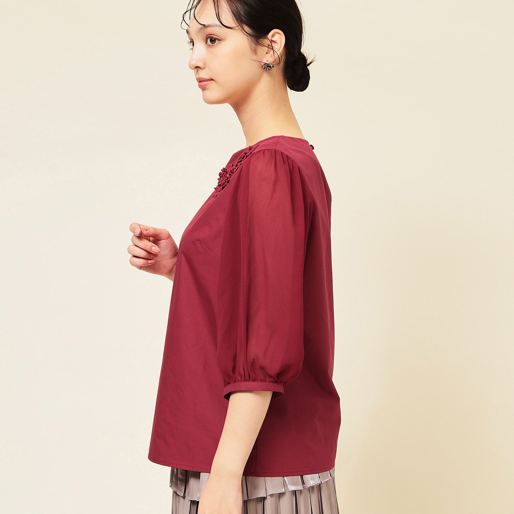 SunaUna「【フラワーモチーフ付き／袖シフォン】肘下丈ブラウス」|シャツ・ブラウス|