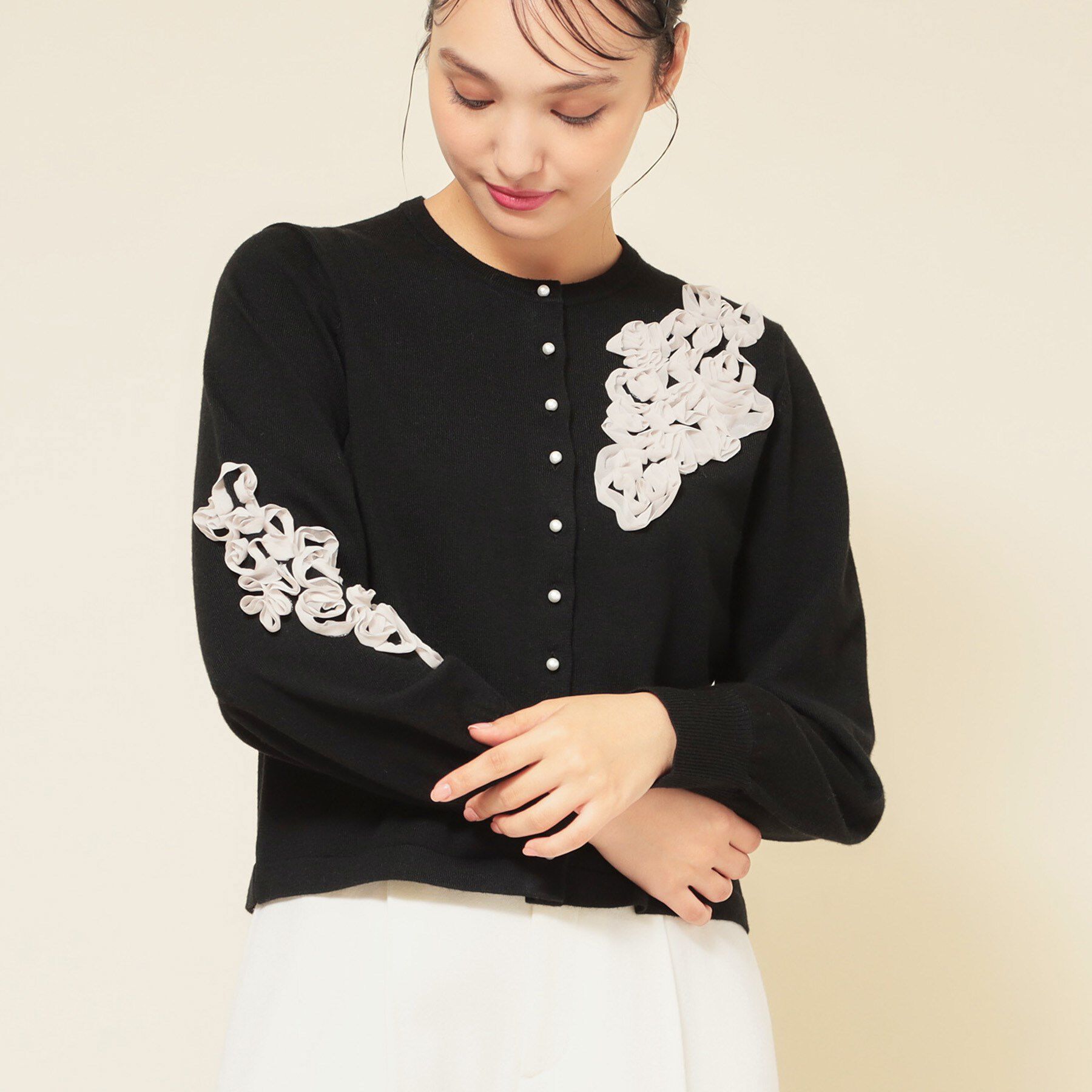 SunaUna「【SS～Lサイズ展開／チュール刺繍】クラフトニット」|カーディガン|ブラック(019)