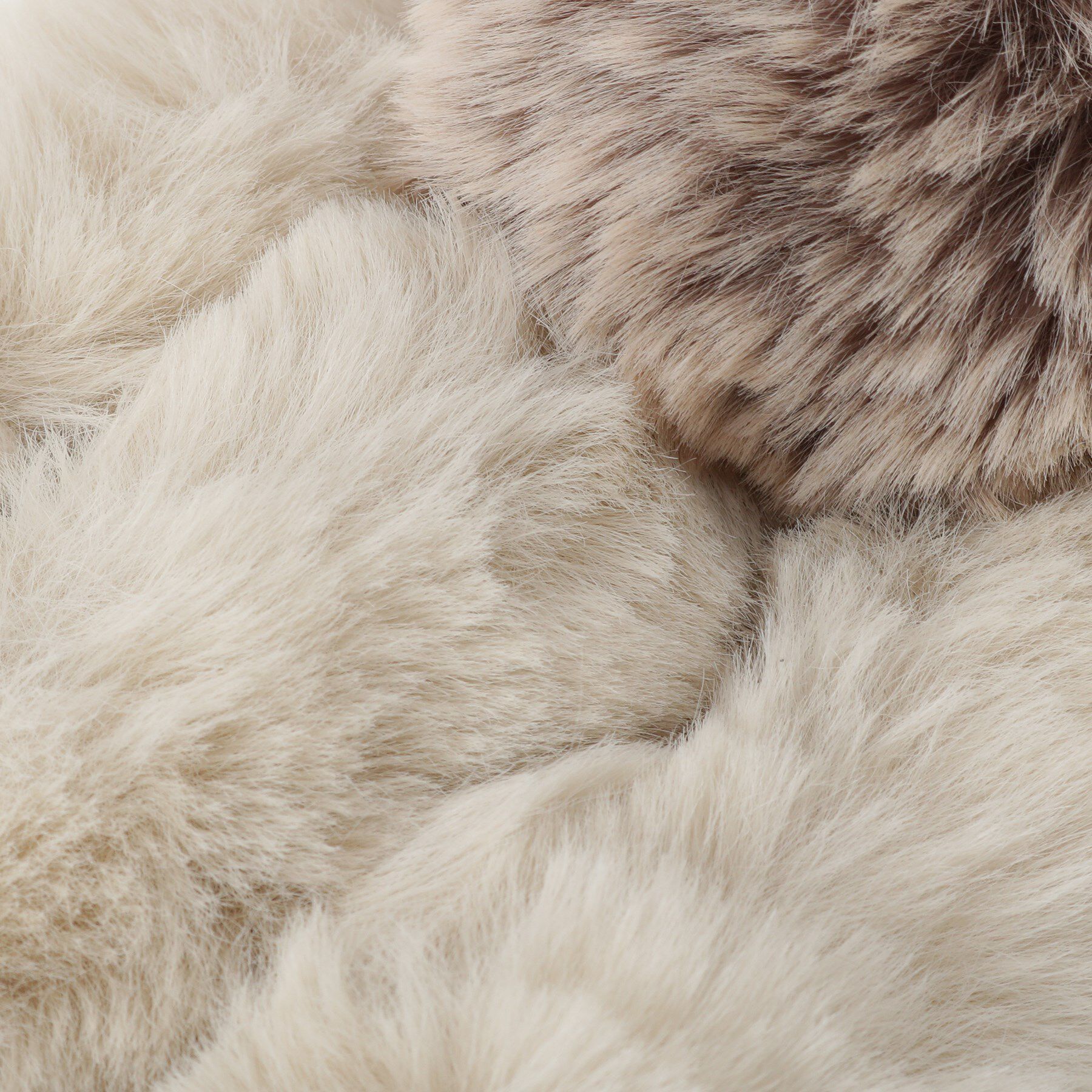 SunaUna「【顔周り華やか！ ファーティペット】」|ストール|