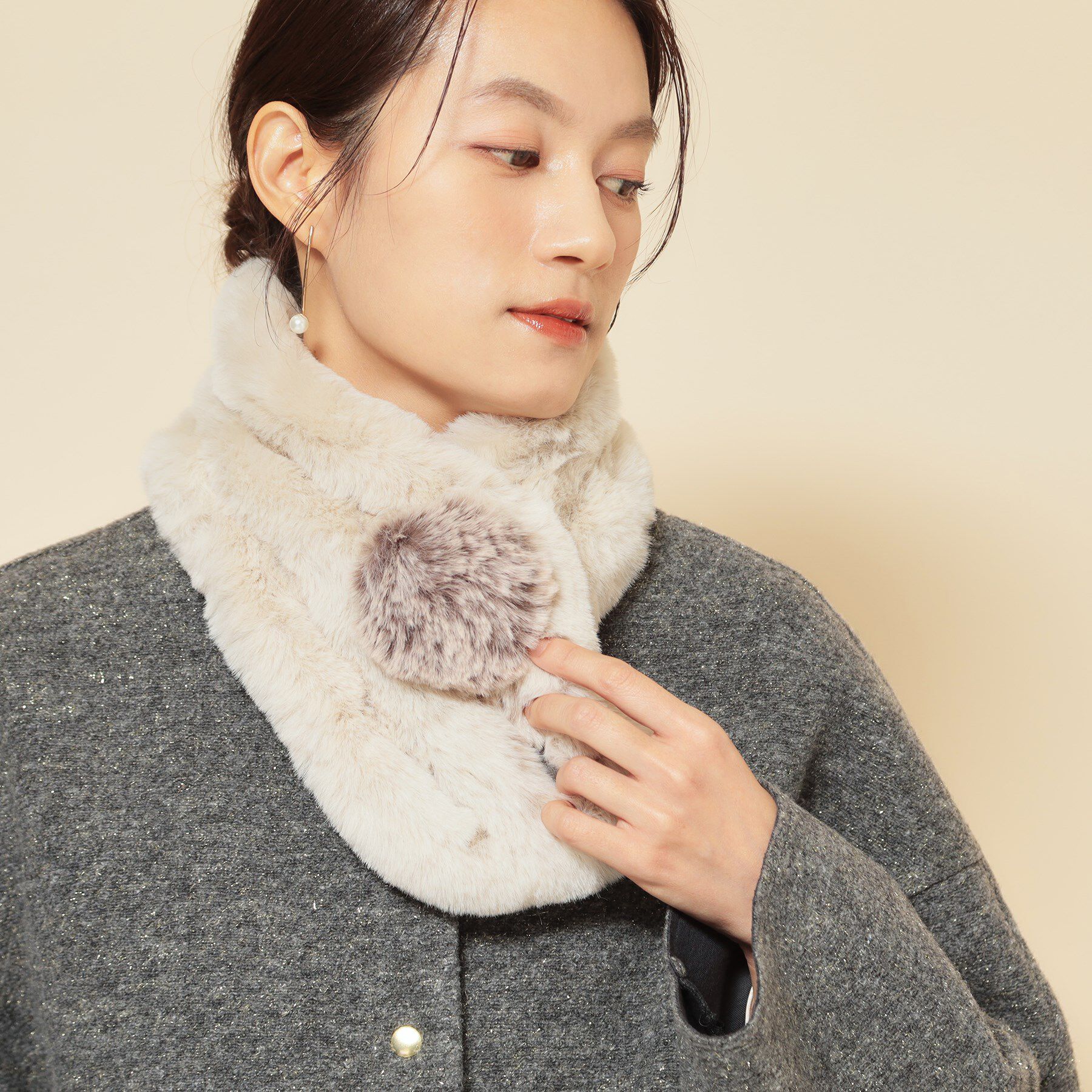 SunaUna「【顔周り華やか！ ファーティペット】」|ストール|