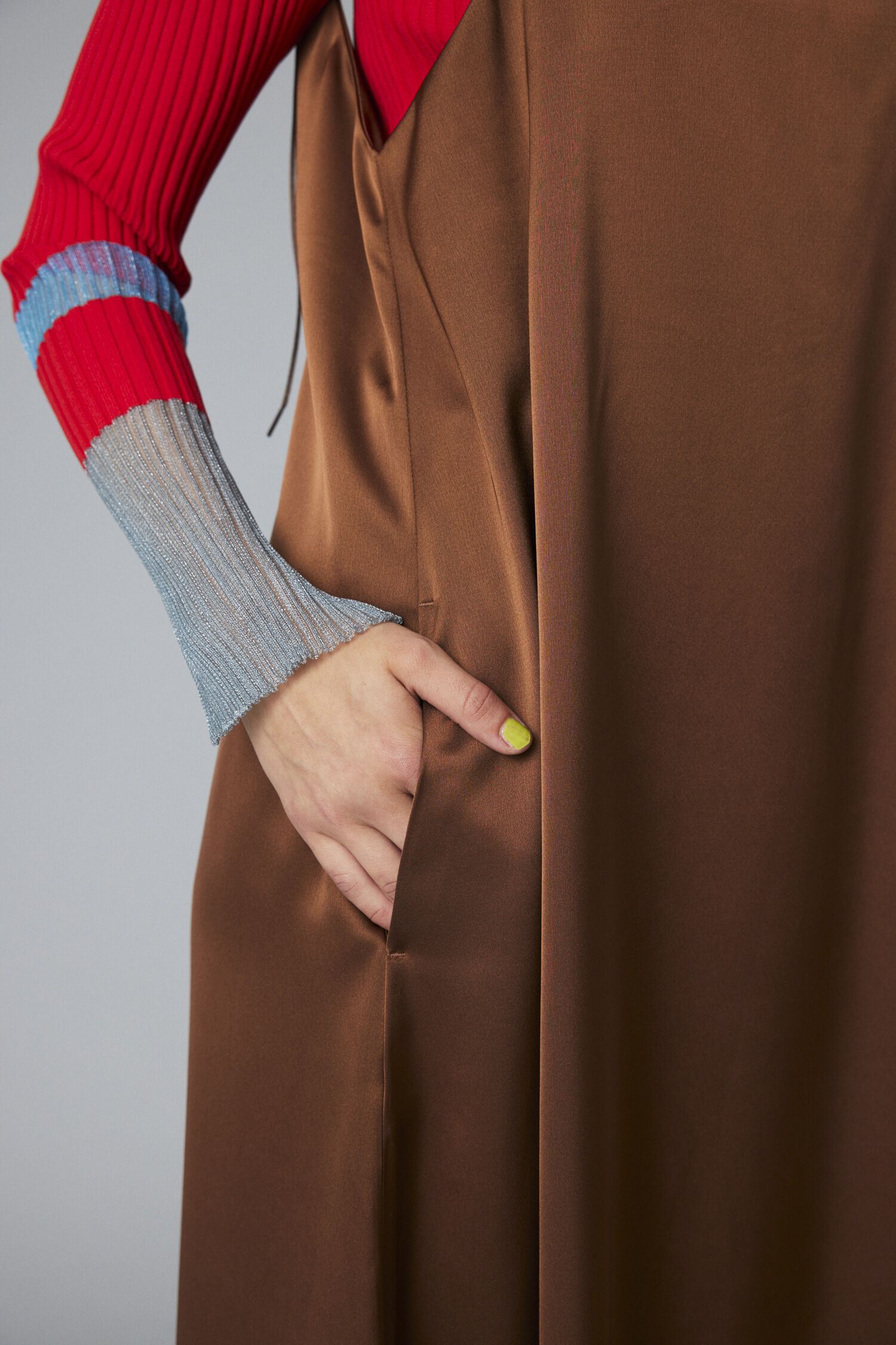 HeRIN.CYE「Back open satin dress」|ワンピース|