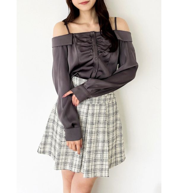 dazzlin「【久間田琳加コラボ】サテンオフショルシャツ」|シャツ・ブラウス|