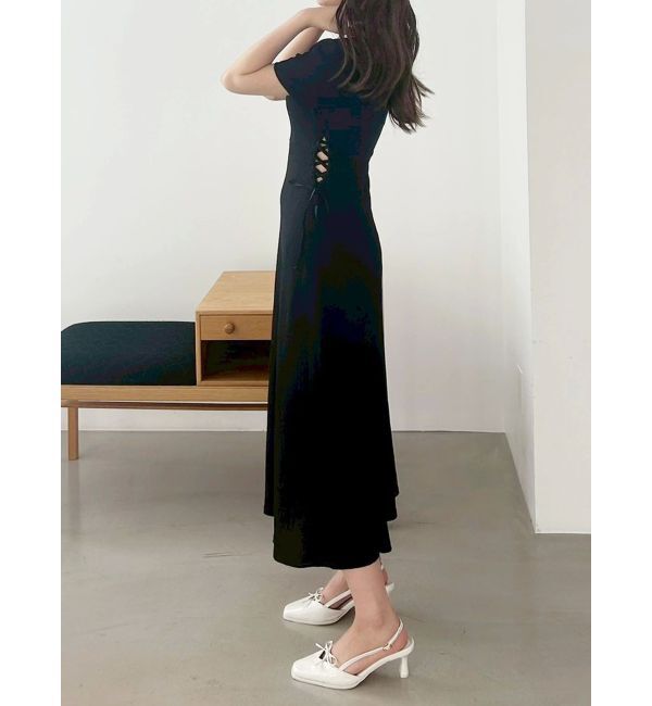 MERCURYDUO「サイドレースアップカットワンピース」|ワンピース|