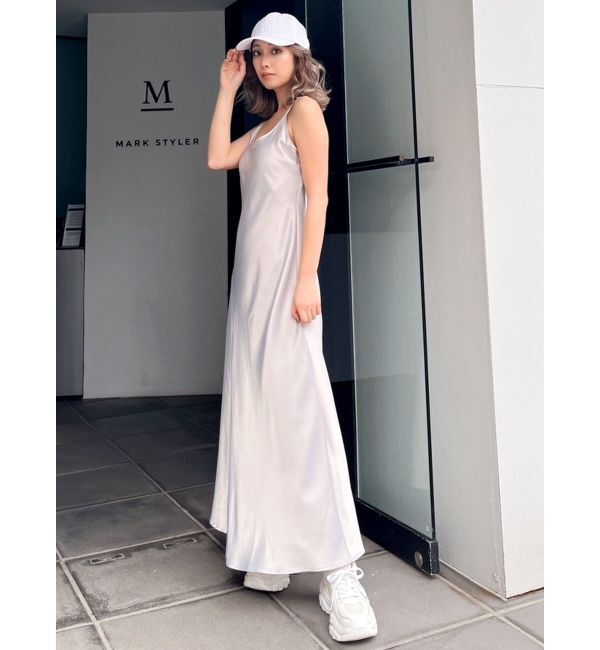 GYDA「バックオープンサテンキャミロングワンピース」|ワンピース|