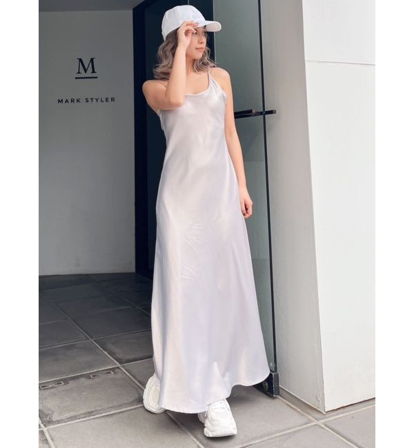 GYDA「バックオープンサテンキャミロングワンピース」|ワンピース|