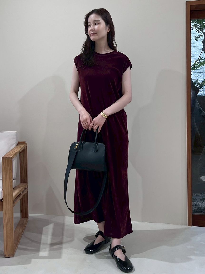Mila Owen「バックシャンフレンチスリーブベロアワンピース」|ワンピース|
