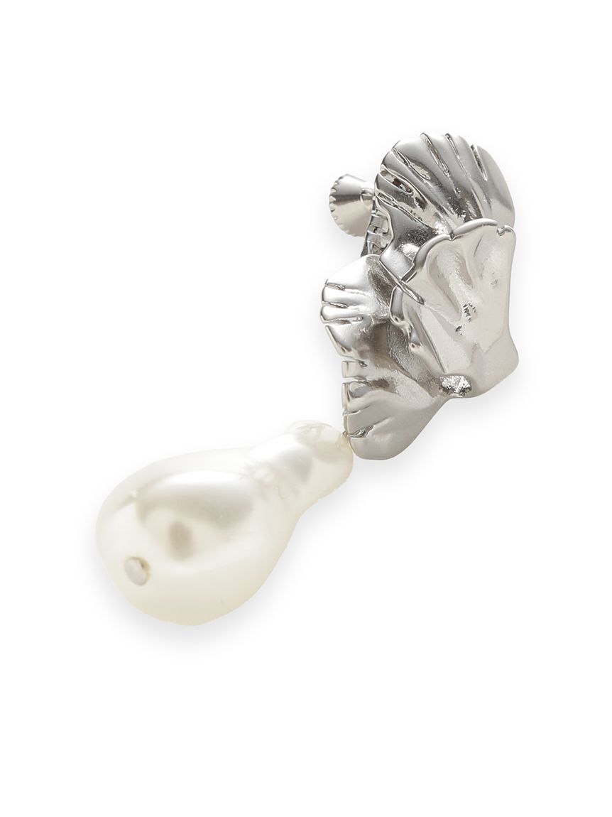 Mila Owen「メタルモチーフパールイヤリング」|イヤリング|