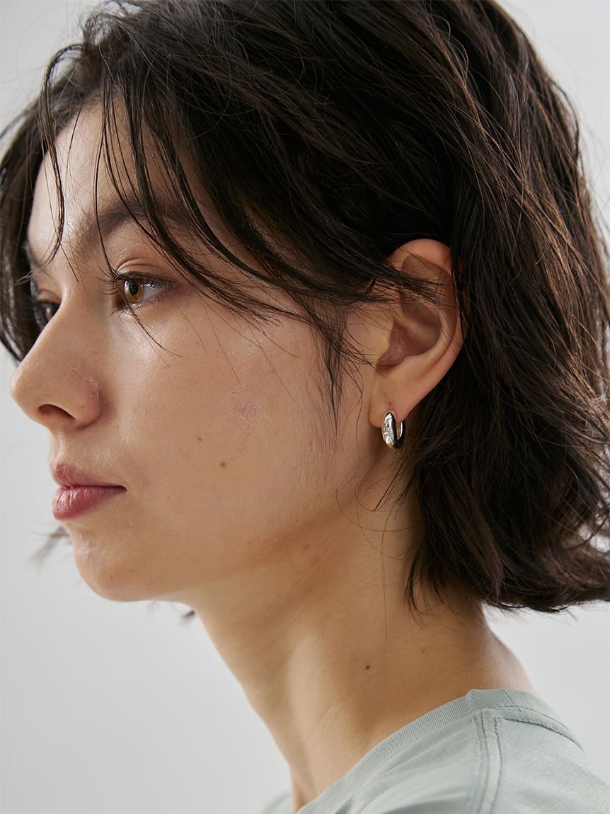 emmi atelier「ミニホールドイヤリング」|イヤリング|