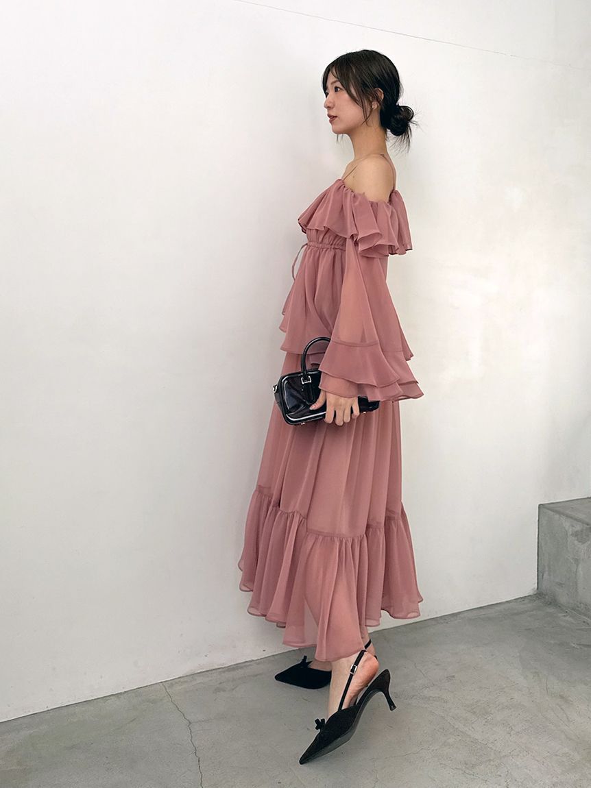 SNIDEL「オフショルフリルワンピース」|ワンピース|