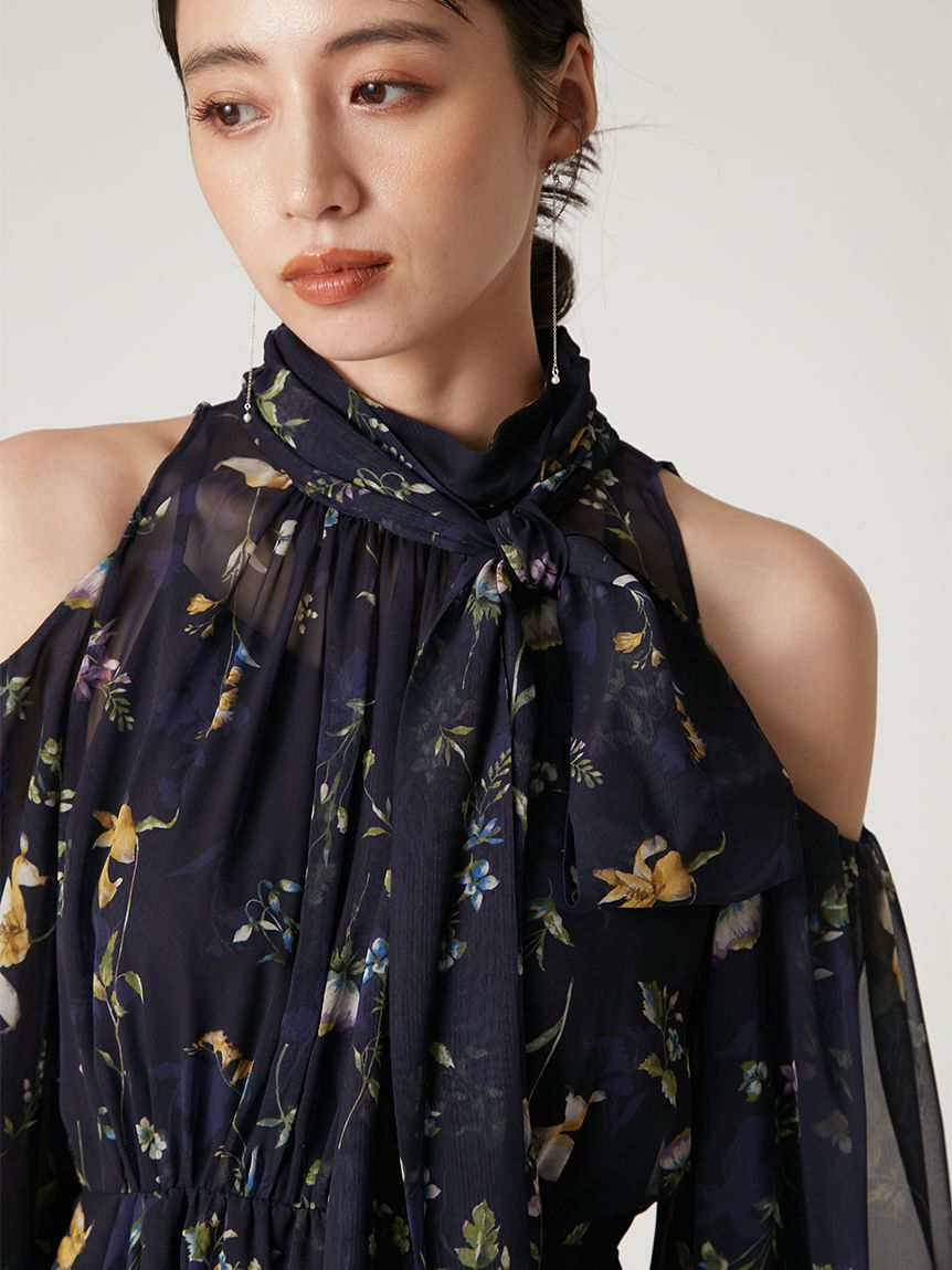 FRAY I.D「【00サイズ】フラワープリントオフショルティアードワンピース」|ワンピース|