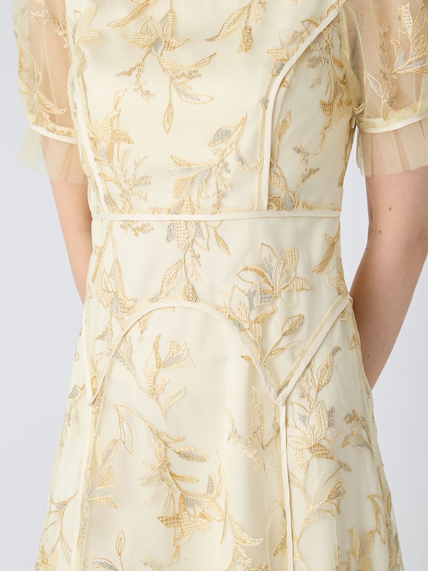 LILY BROWN「パネルラインエンブロイダリ―ドレス」|ドレス|