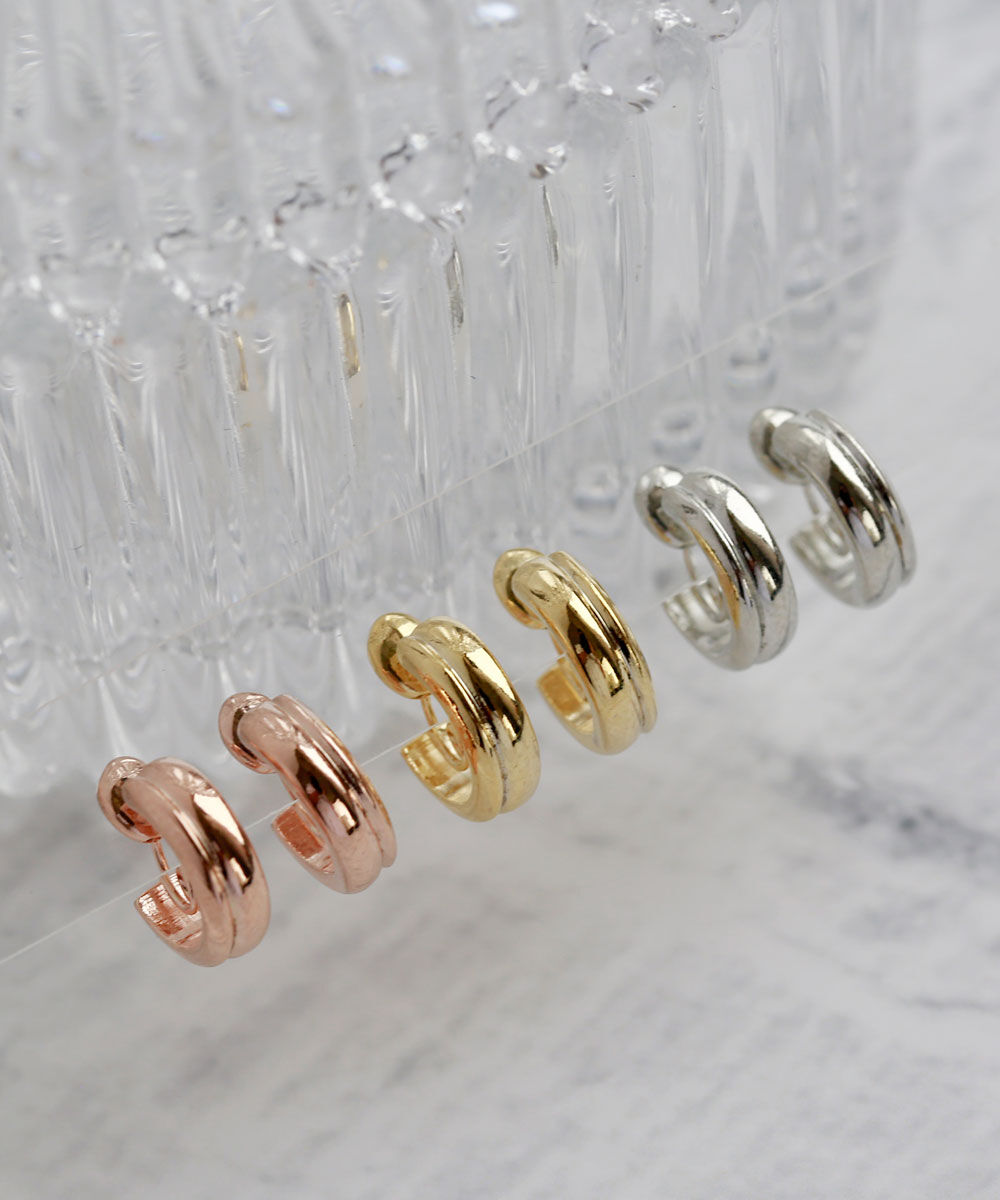 colleca la「miniループフィット・サイドラインフープイヤリング」|イヤリング|