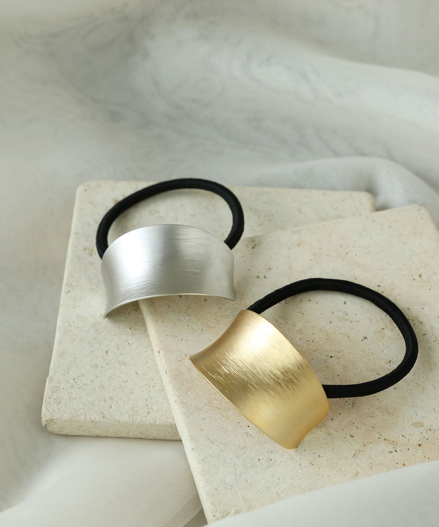 colleca la「マットメタルヘアゴム」|ヘアゴム・シュシュ|